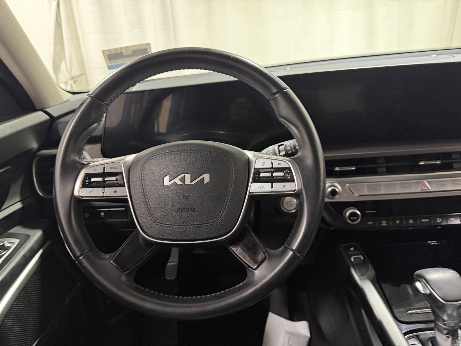 Thumbnail: 2023 Kia Telluride - 4