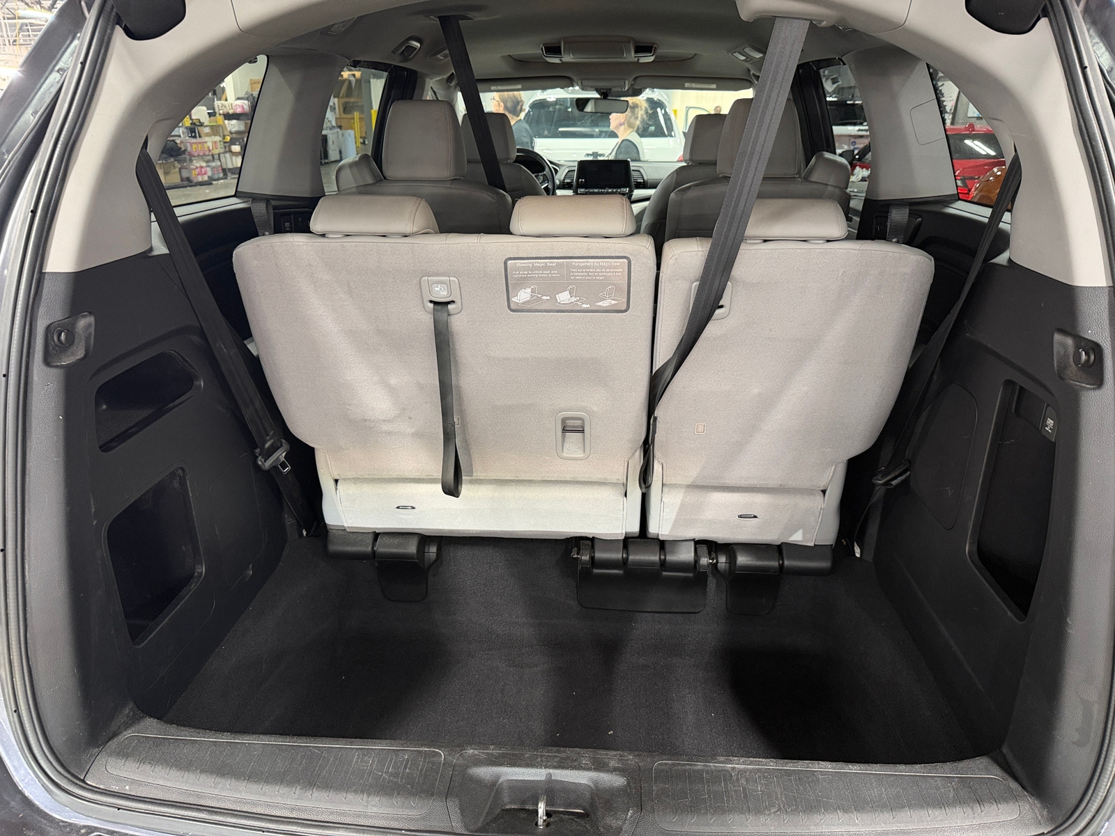 Thumbnail: 2018 Honda Odyssey - 7