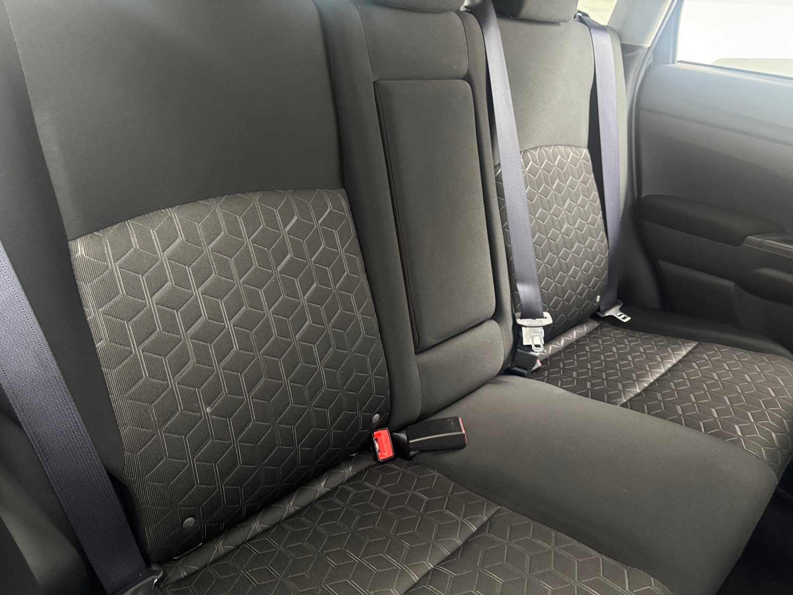 Thumbnail: 2026 Mitsubishi Outlander Sport - 6