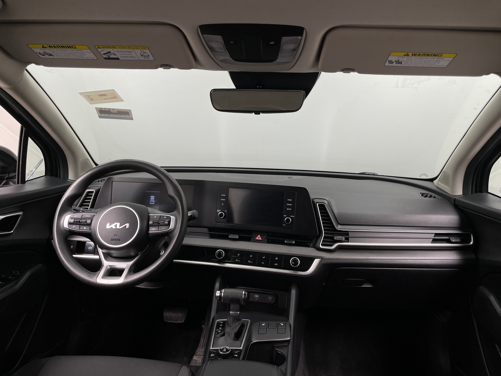 Thumbnail: 2023 Kia Sportage - 3