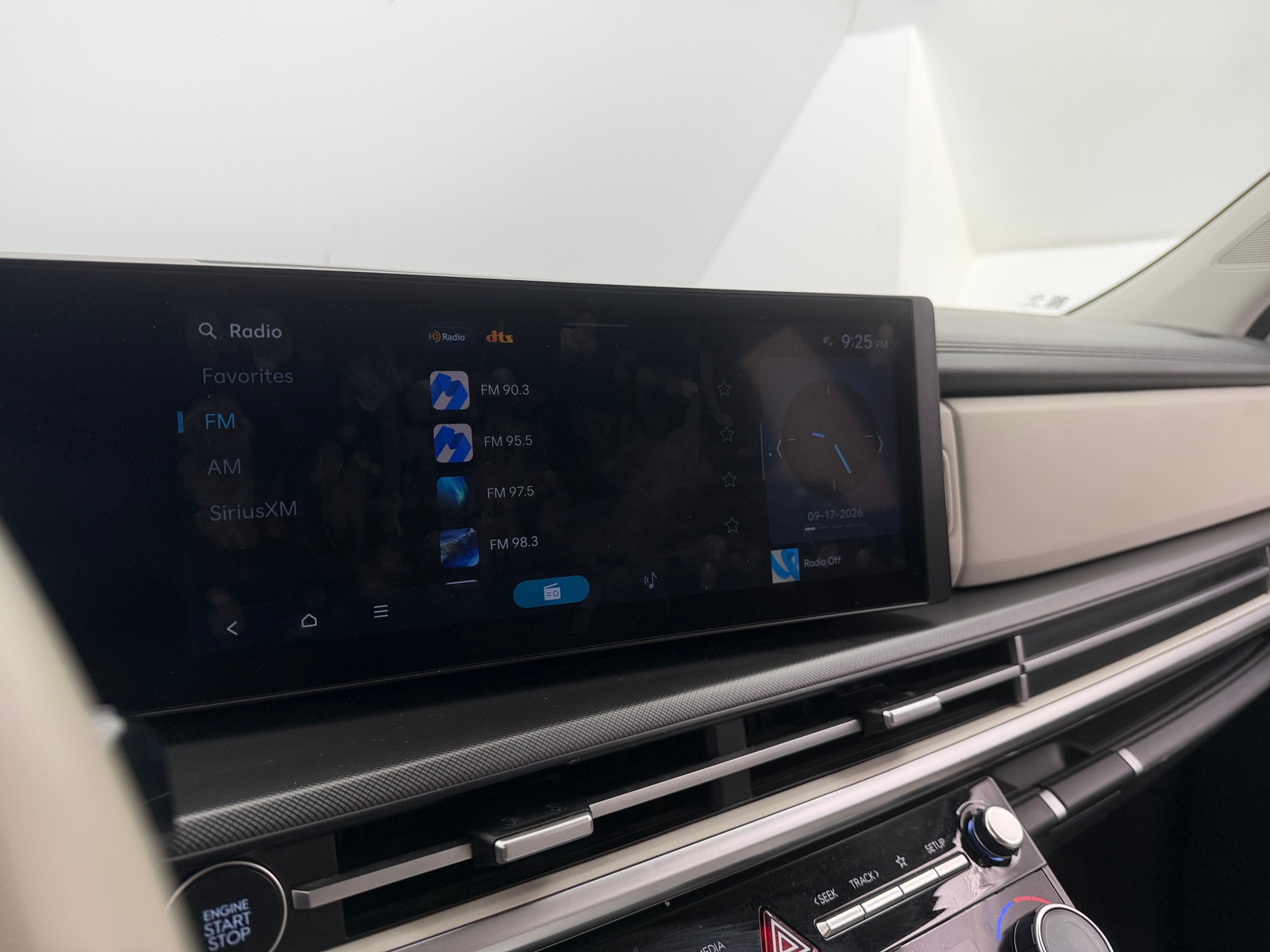 Thumbnail: 2024 Hyundai Santa Fe - 3