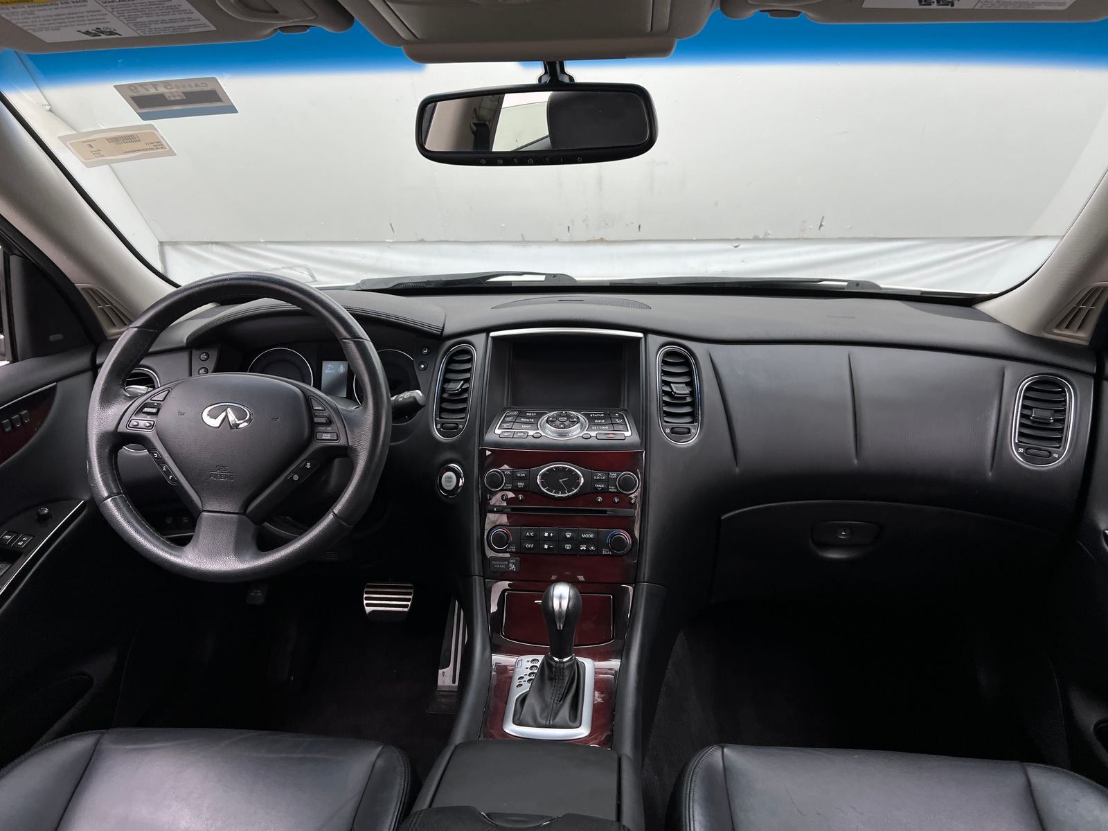 Thumbnail: 2017 INFINITI QX50 - 2