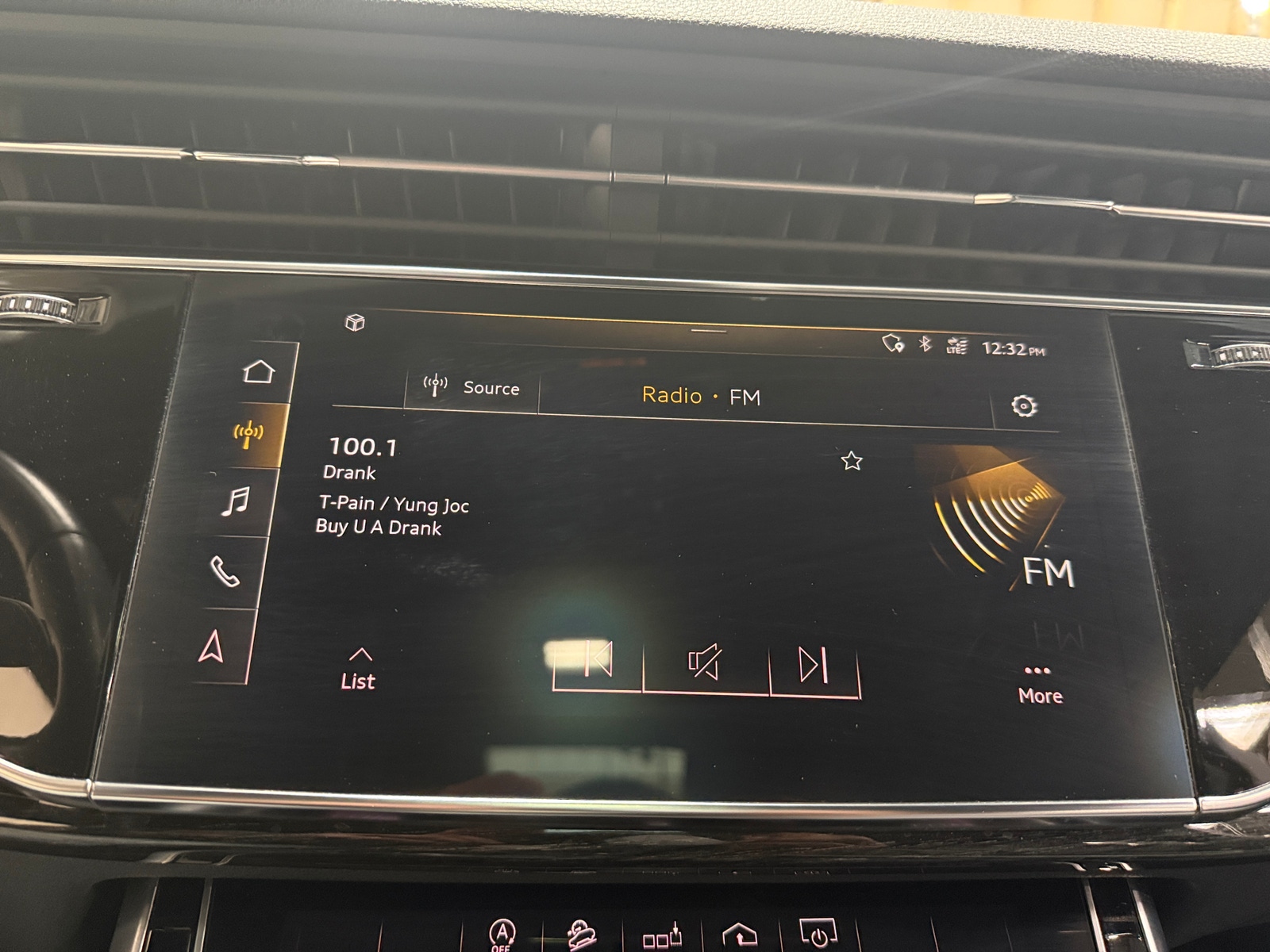 Thumbnail: 2020 Audi Q7 - 3