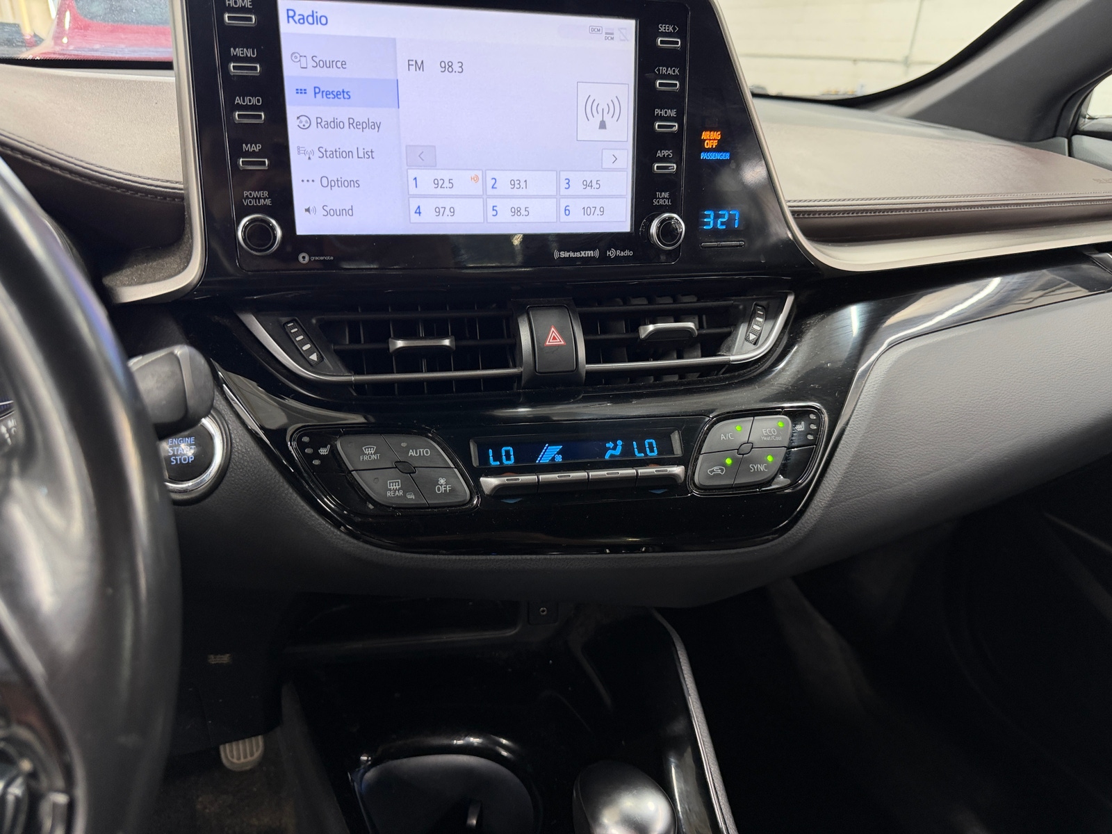 Thumbnail: 2019 Toyota C-HR - 4