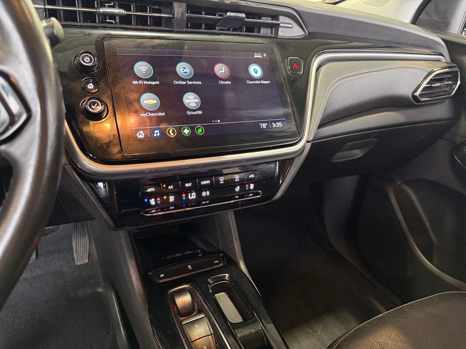 Thumbnail: 2023 Chevrolet Bolt EUV - 3