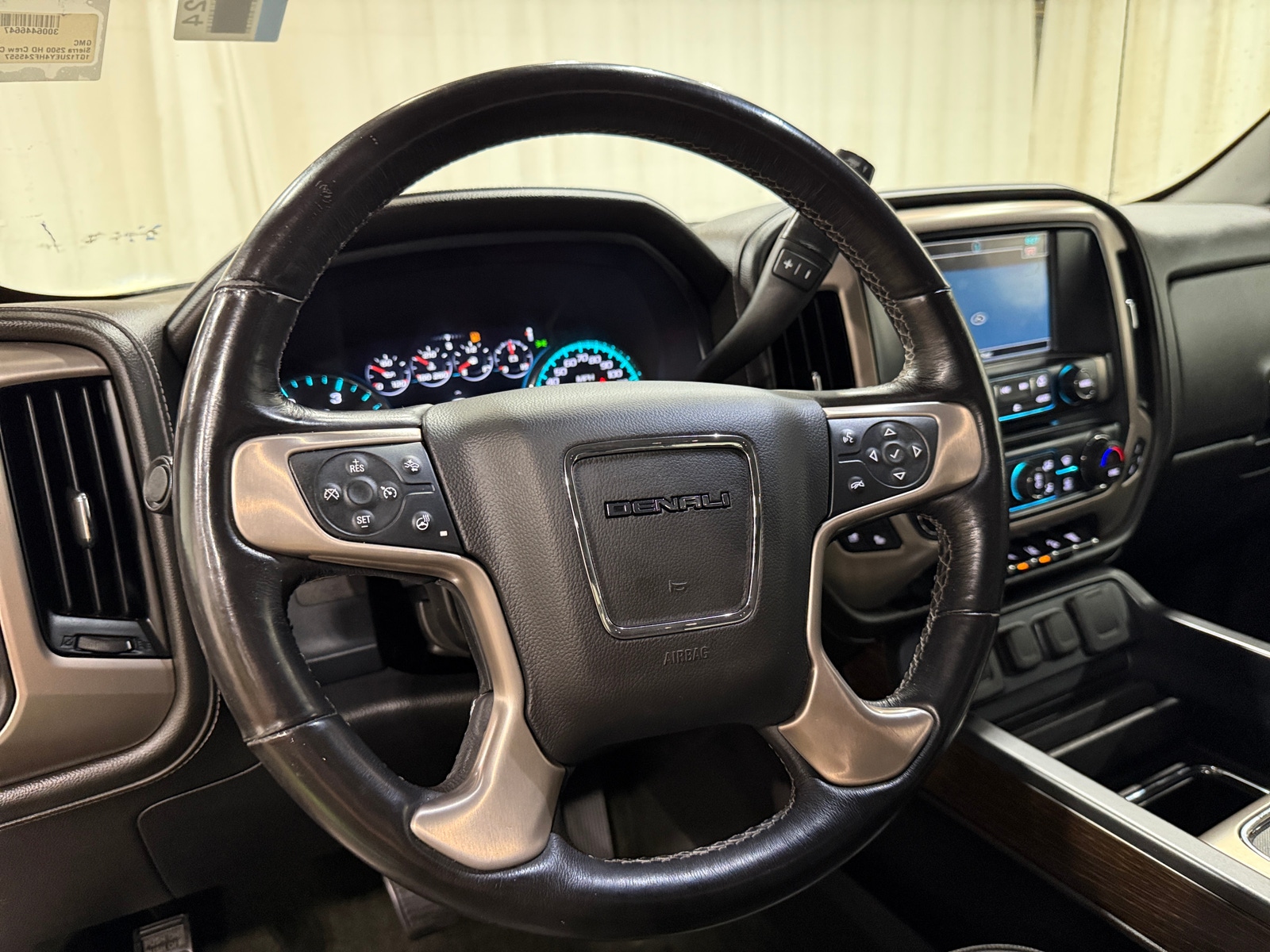 Thumbnail: 2017 GMC Sierra 2500 - 4