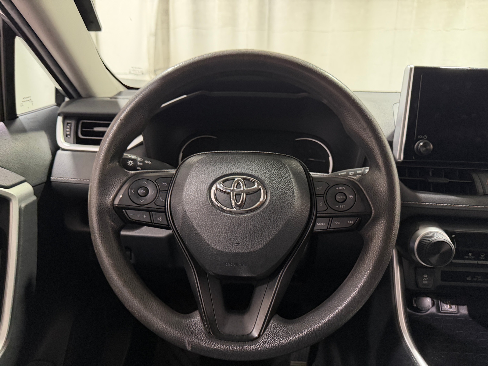 Thumbnail: 2023 Toyota RAV4 - 5