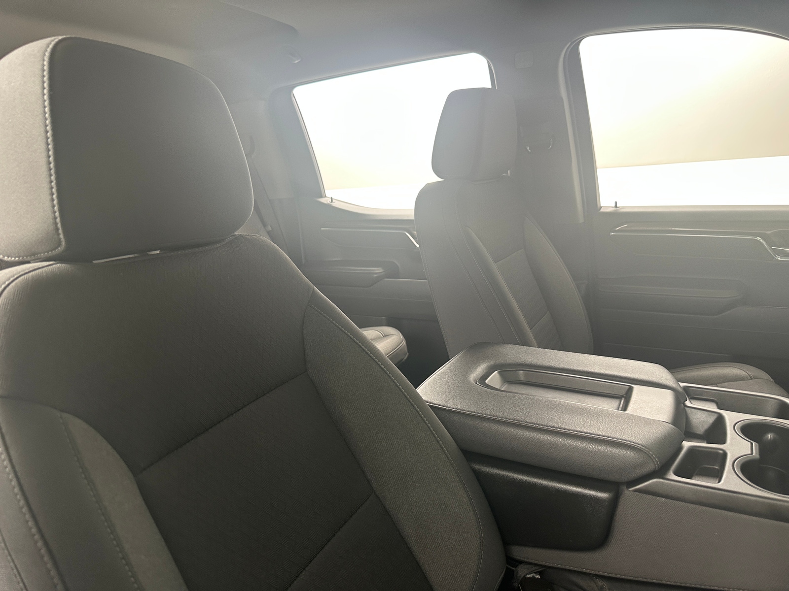Thumbnail: 2025 Chevrolet Silverado 1500 - 2