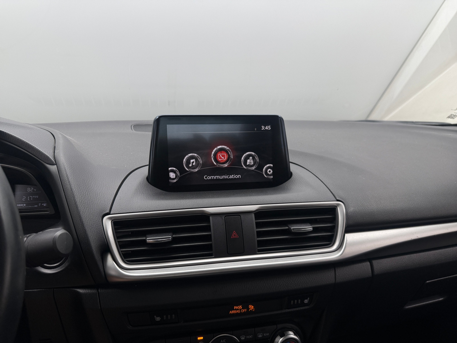 Thumbnail: 2018 Mazda Mazda3 - 3