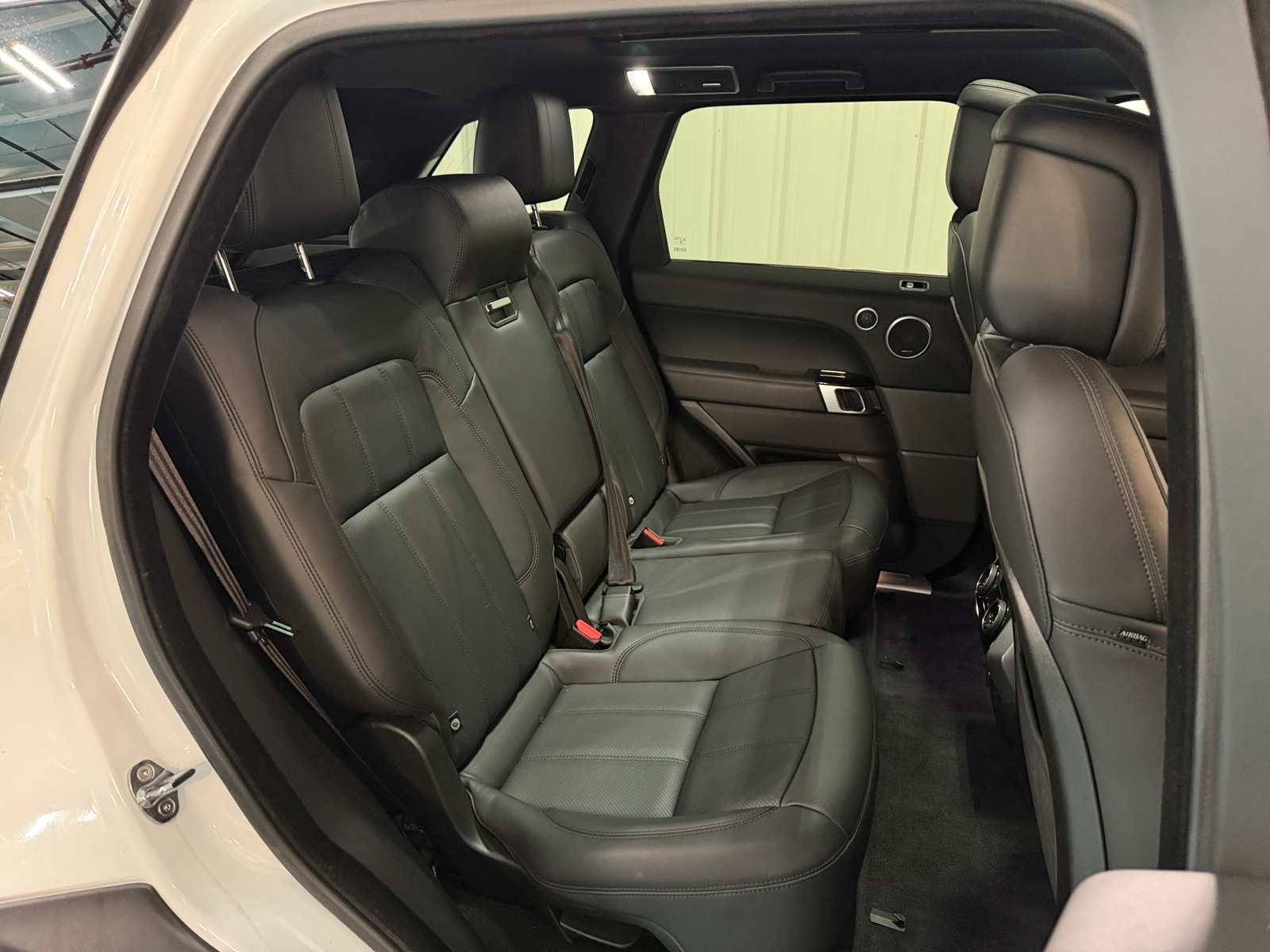 Thumbnail: 2020 Land Rover Range Rover Sport - 5