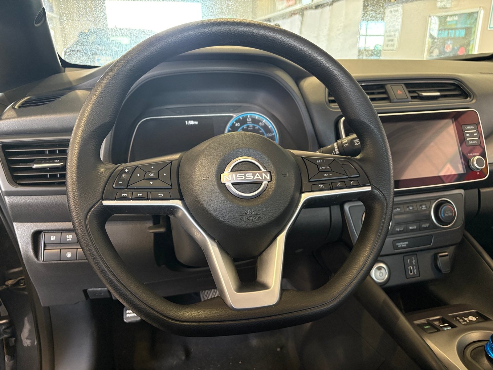 Thumbnail: 2025 Nissan Leaf - 5