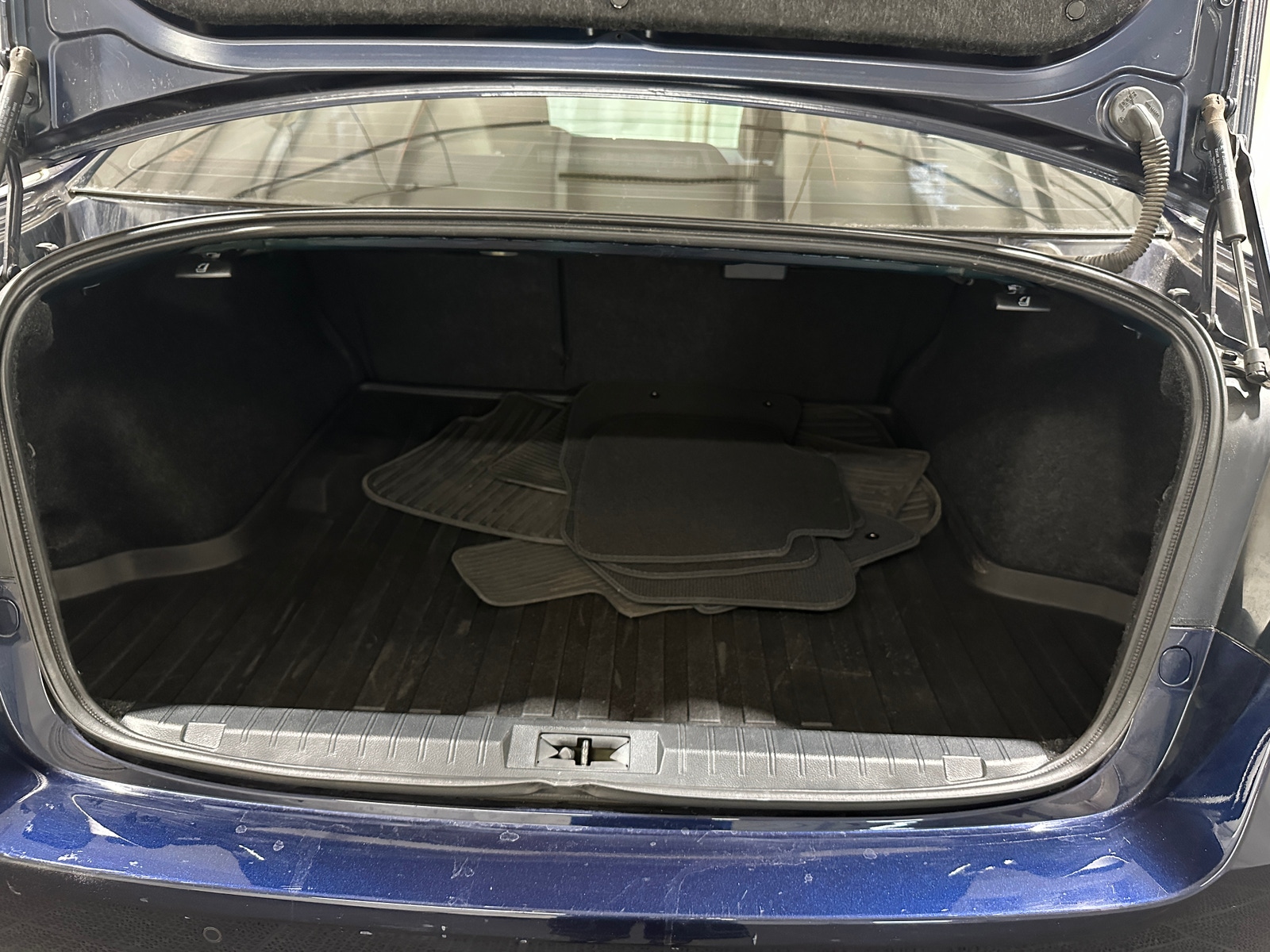Thumbnail: 2018 Subaru Legacy - 6