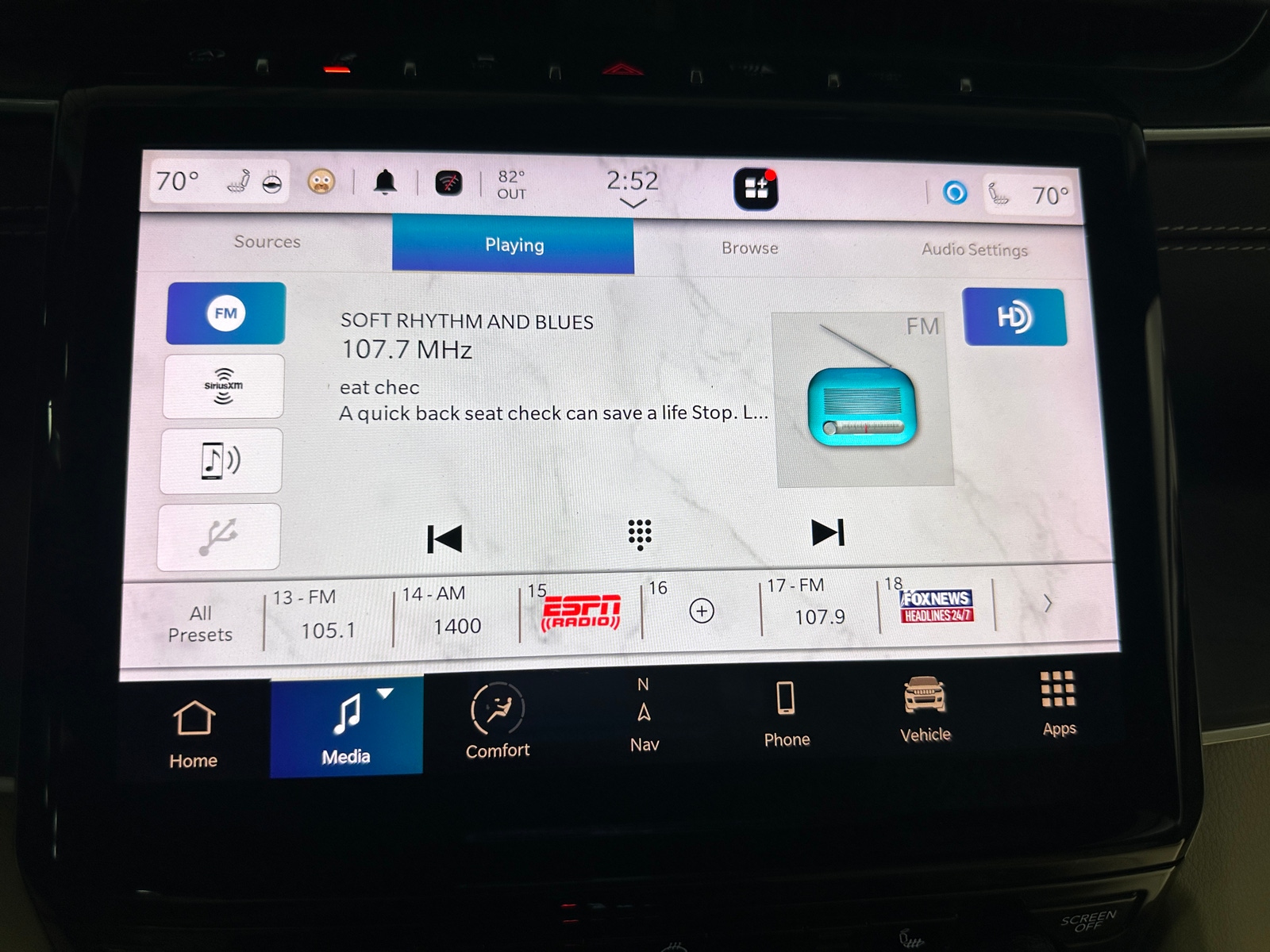 Thumbnail: 2023 Jeep Grand Cherokee - 3