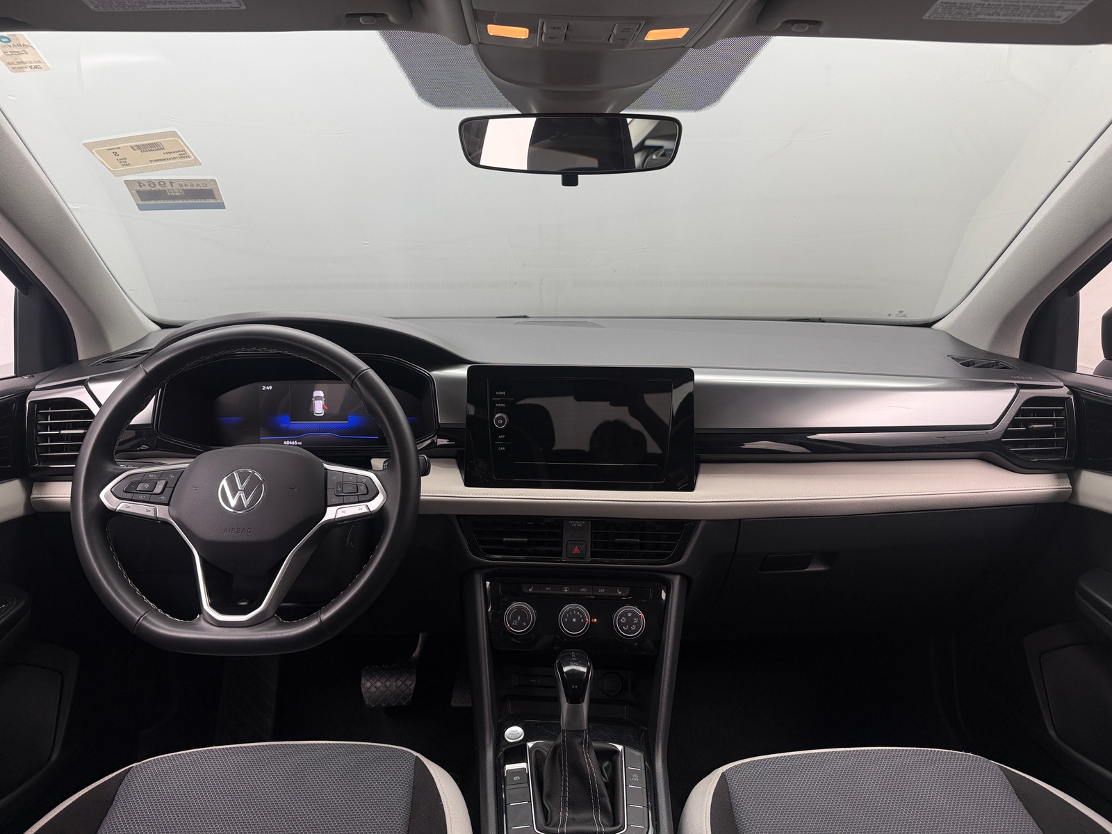 Thumbnail: 2025 Volkswagen Taos - 3