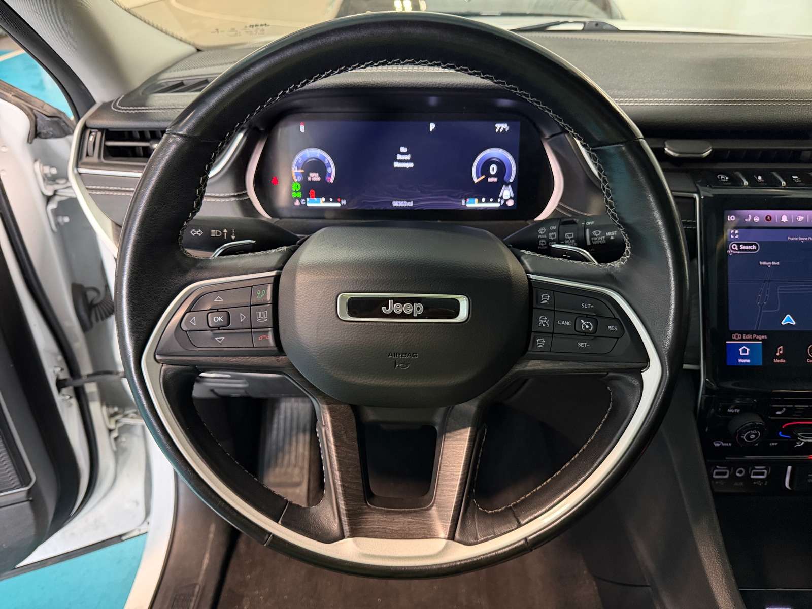 Thumbnail: 2022 Jeep Grand Cherokee L - 4