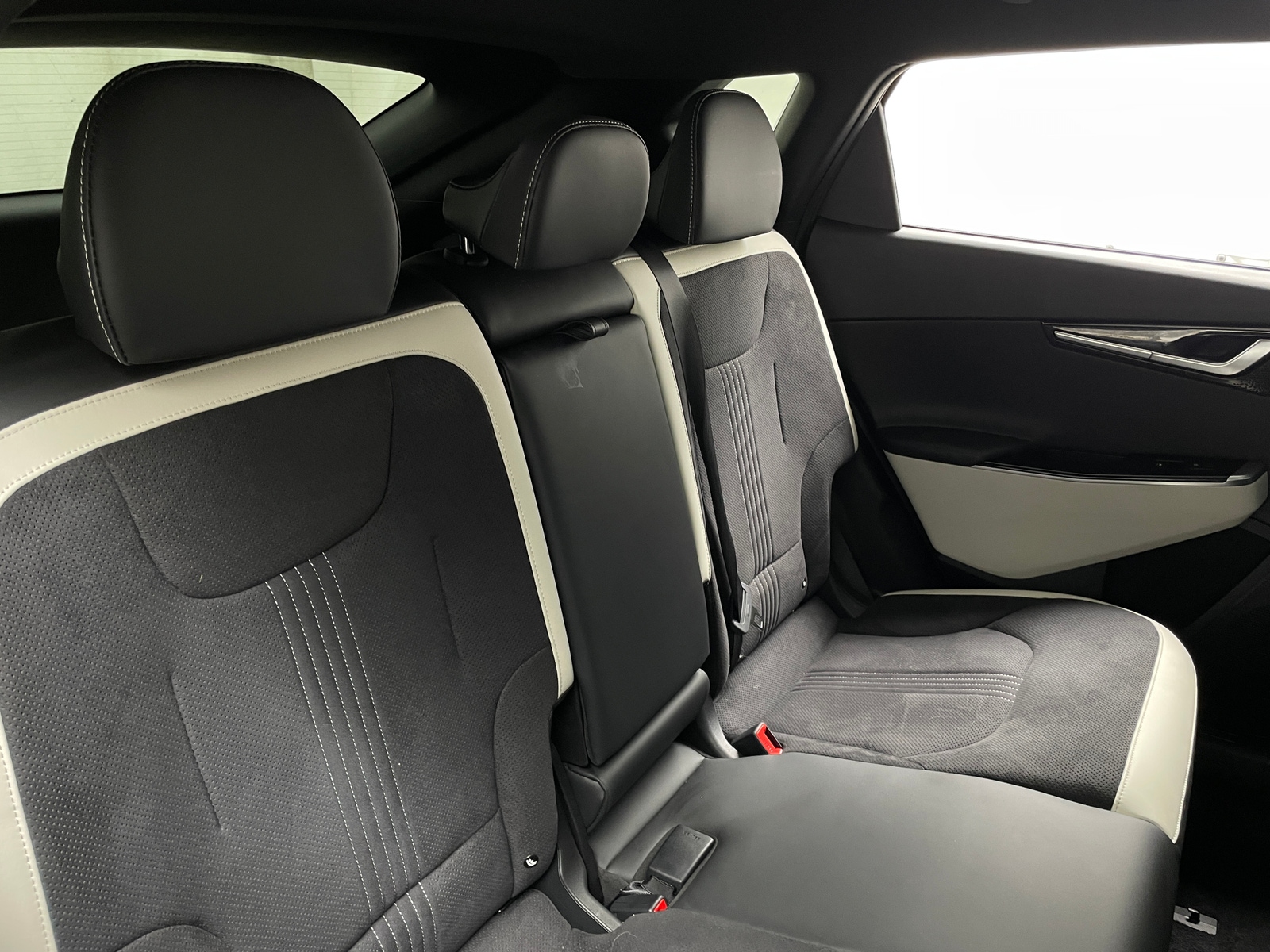 Thumbnail: 2024 Kia EV6 - 5