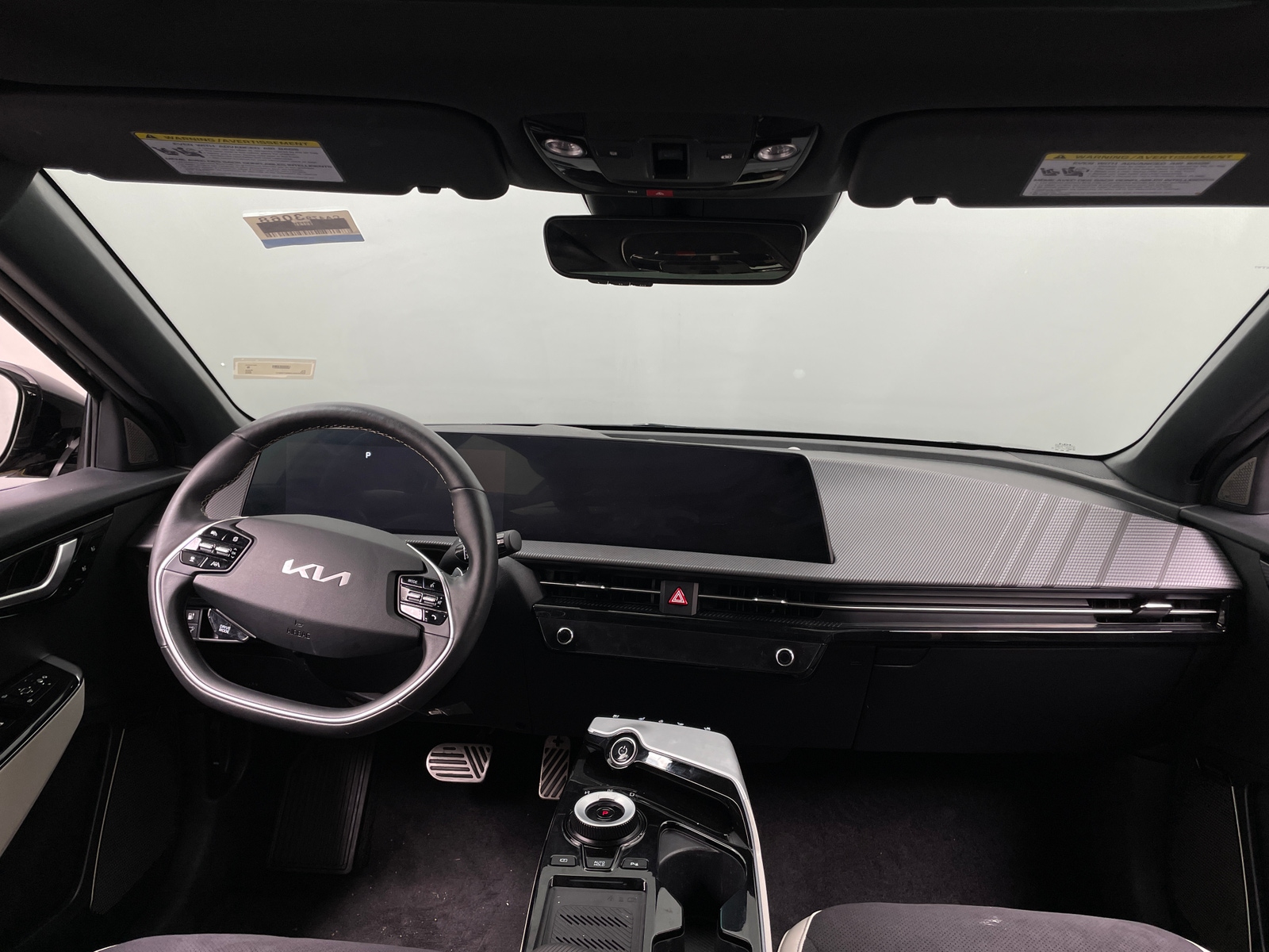 Thumbnail: 2024 Kia EV6 - 2