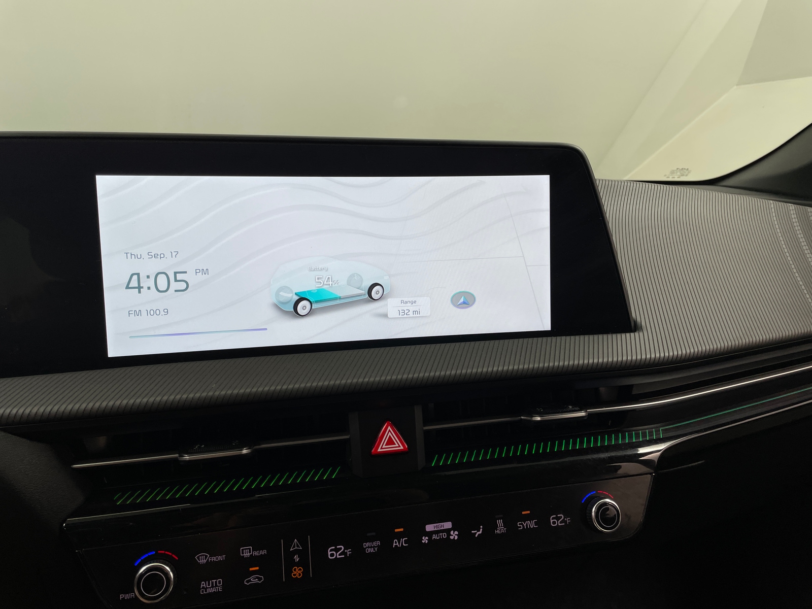 Thumbnail: 2024 Kia EV6 - 3