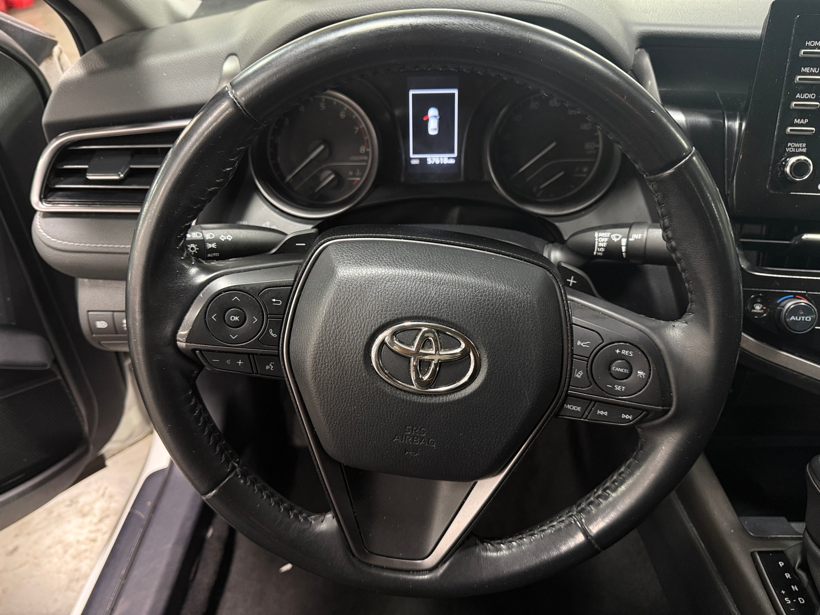 Thumbnail: 2022 Toyota Camry - 4