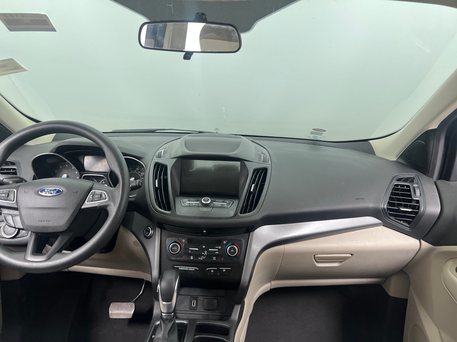 Thumbnail: 2019 Ford Escape - 3