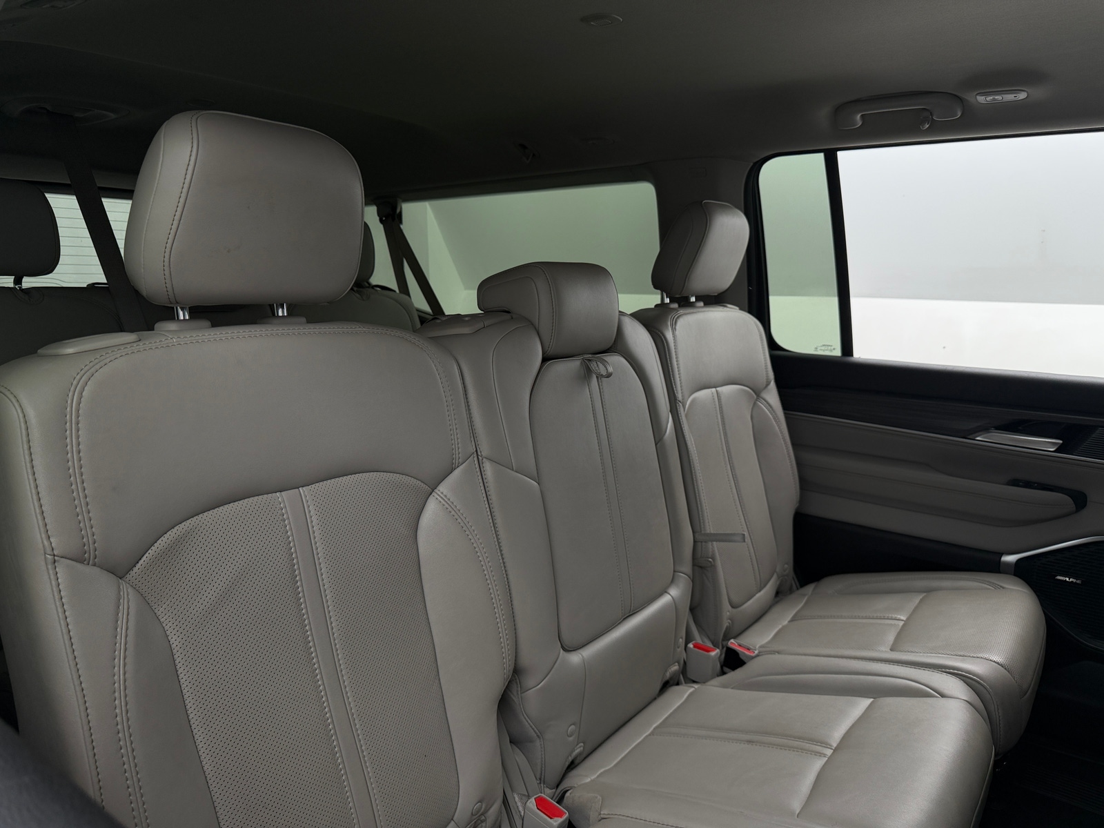 Thumbnail: 2024 Jeep Wagoneer - 5