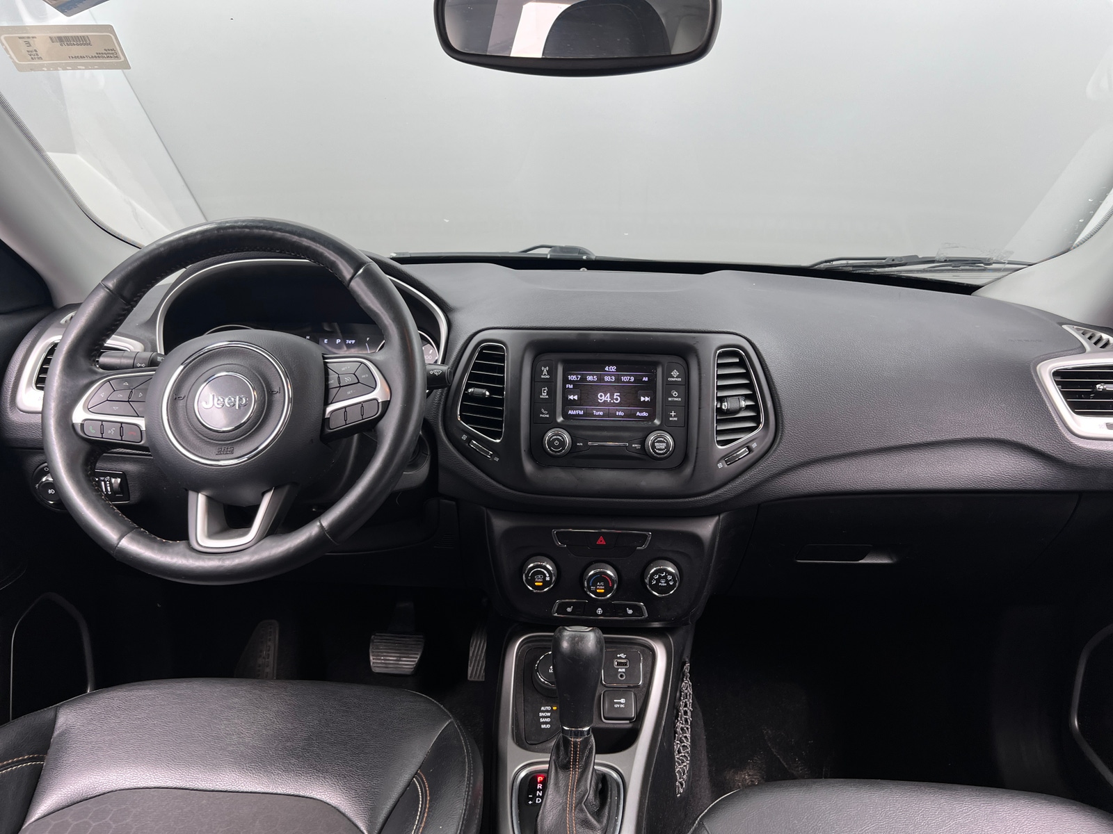 Thumbnail: 2018 Jeep Compass - 3