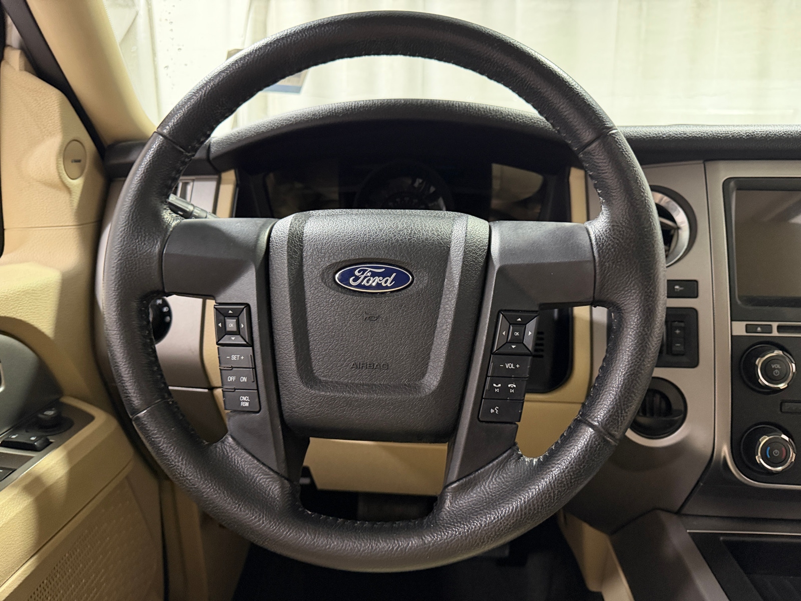 Thumbnail: 2017 Ford Expedition - 4