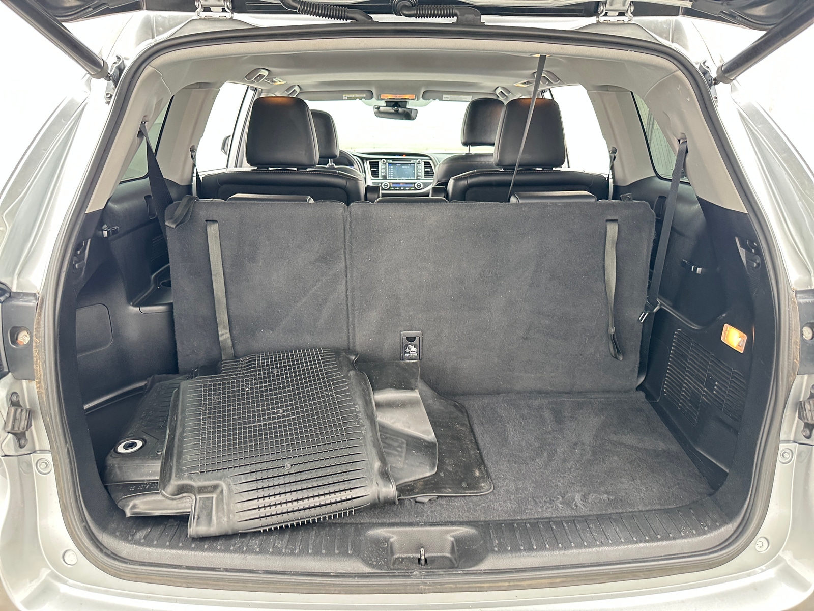 Thumbnail: 2019 Toyota Highlander - 7