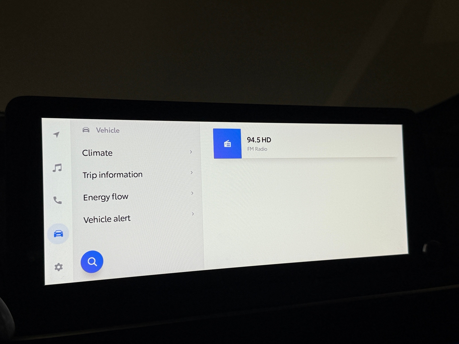Thumbnail: 2023 Toyota Prius - 4