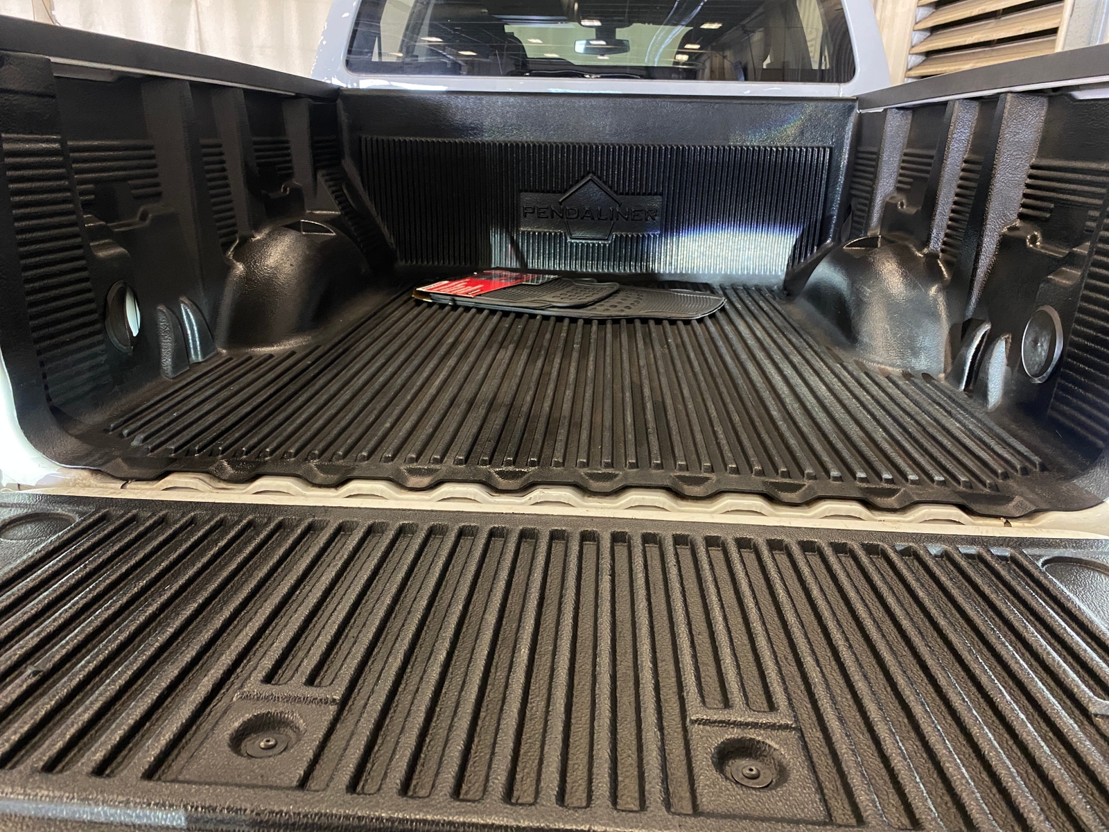 Thumbnail: 2018 Chevrolet Colorado - 7