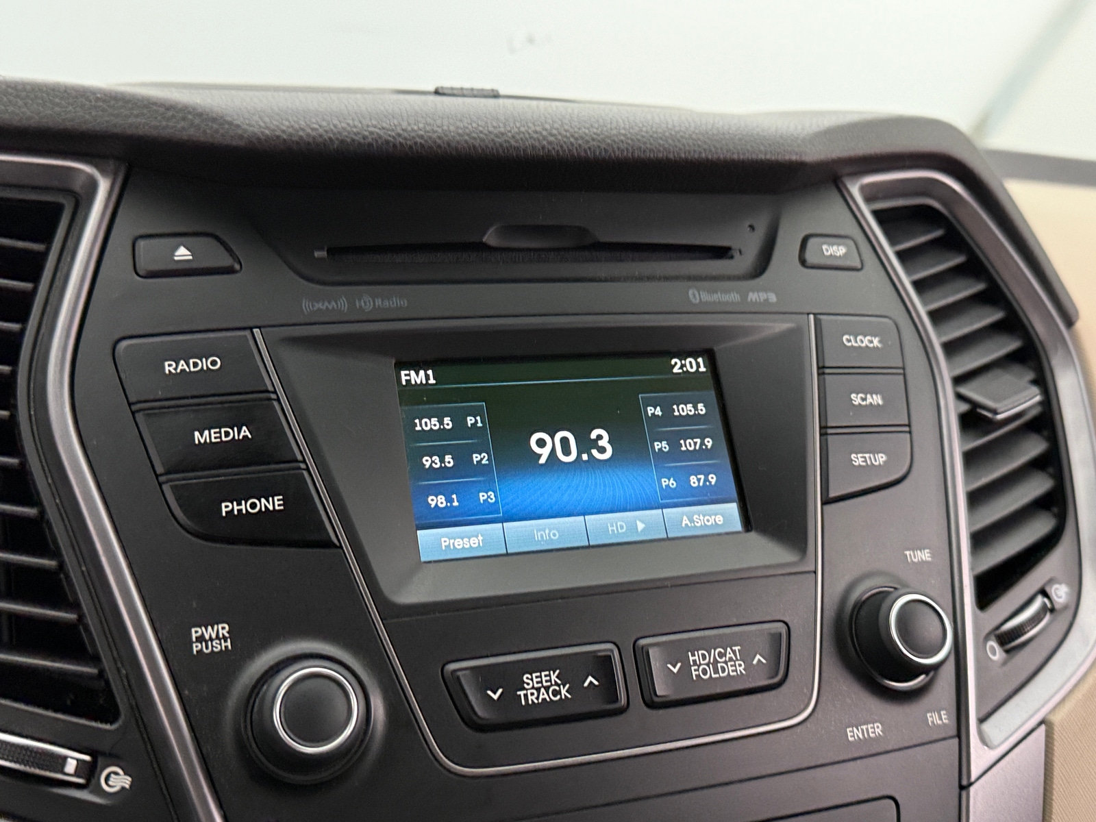 Thumbnail: 2014 Hyundai Santa Fe - 4