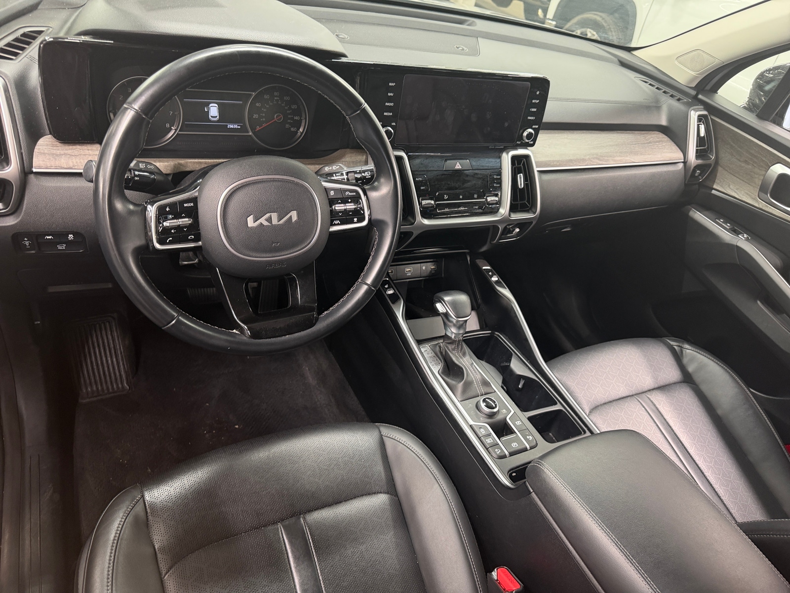 Thumbnail: 2022 Kia Sorento - 2
