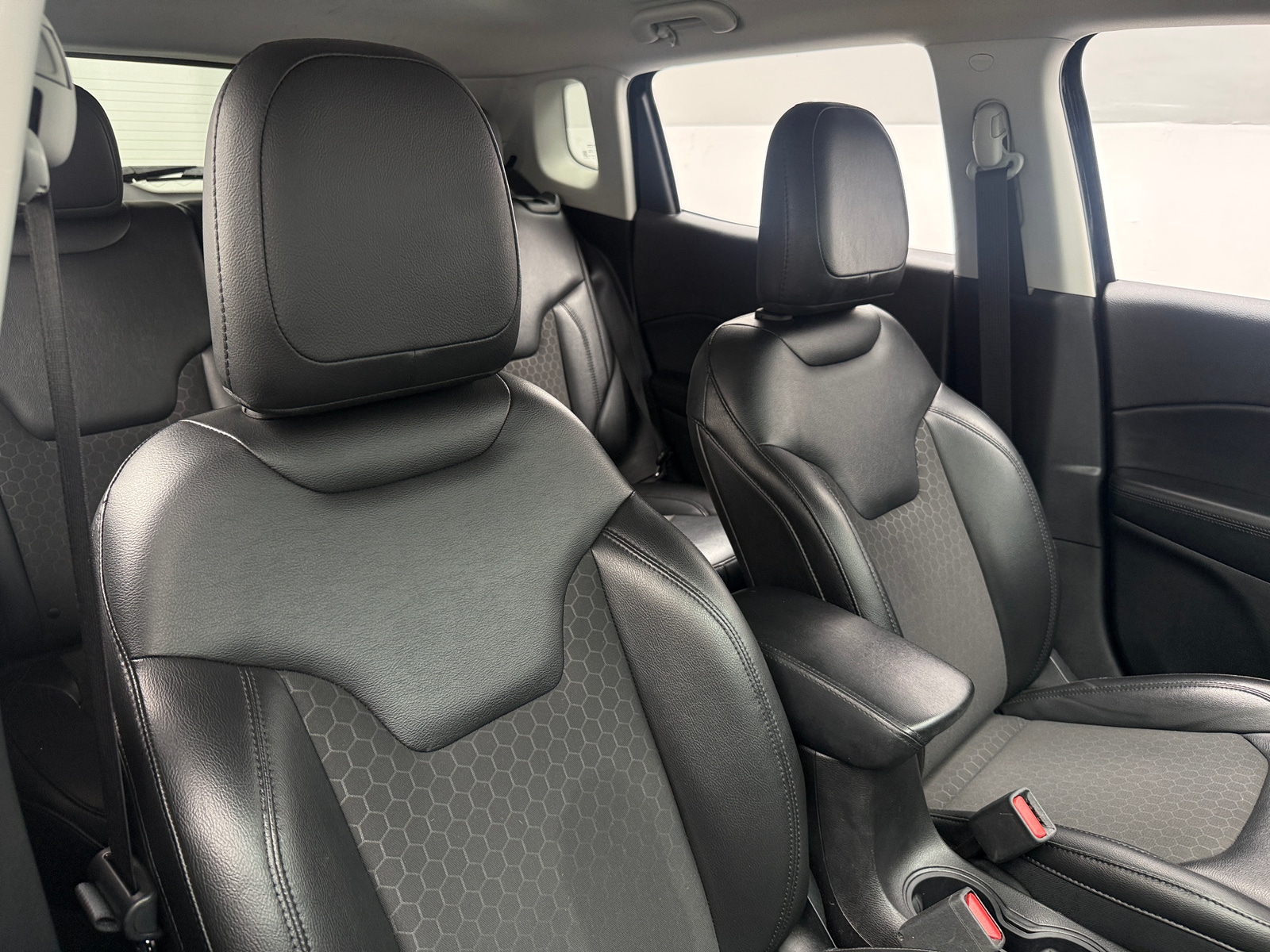 Thumbnail: 2019 Jeep Compass - 2