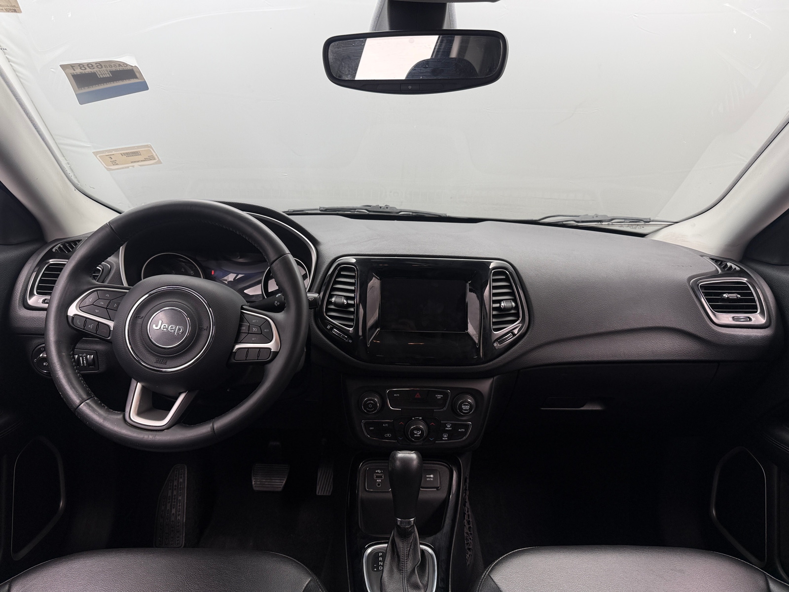 Thumbnail: 2019 Jeep Compass - 3