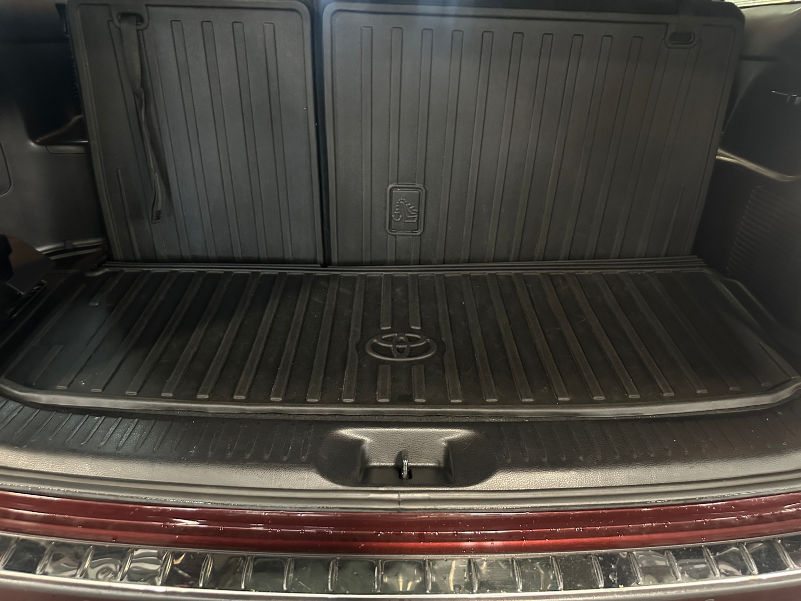 Thumbnail: 2019 Toyota Highlander - 6