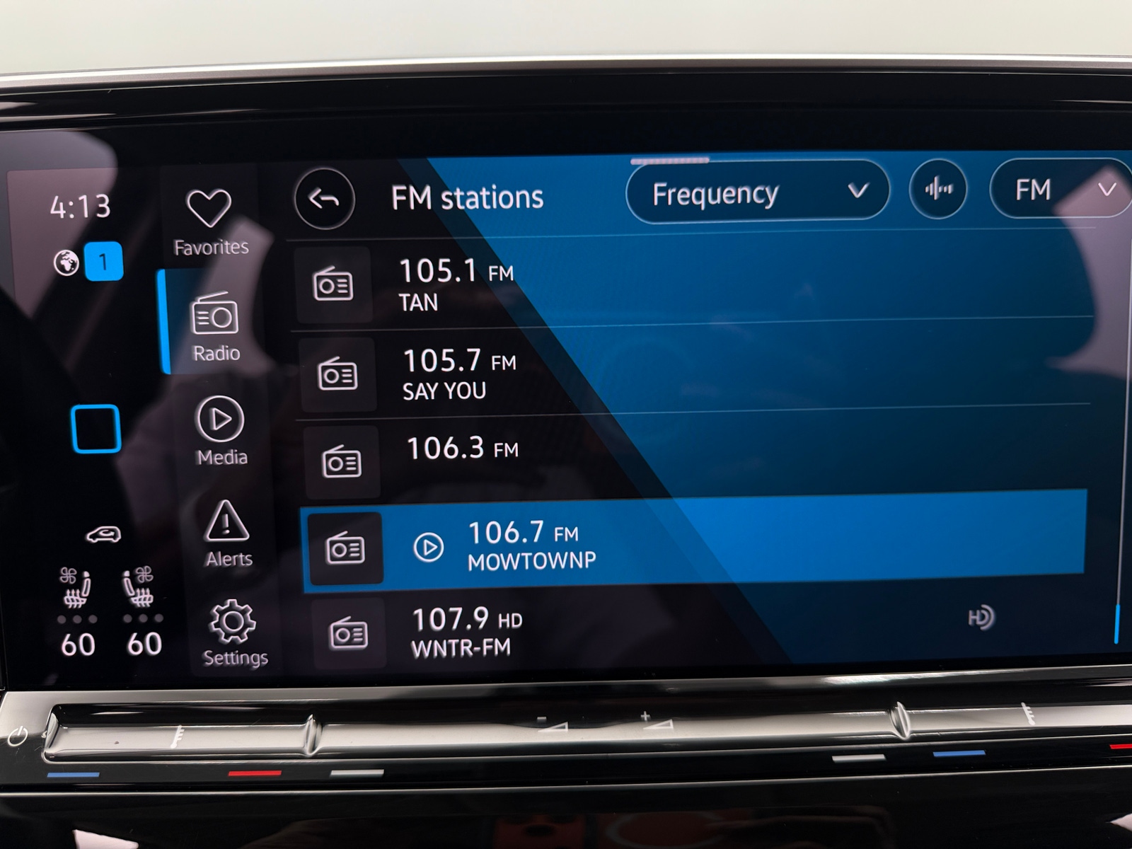 Thumbnail: 2025 Volkswagen Atlas - 4