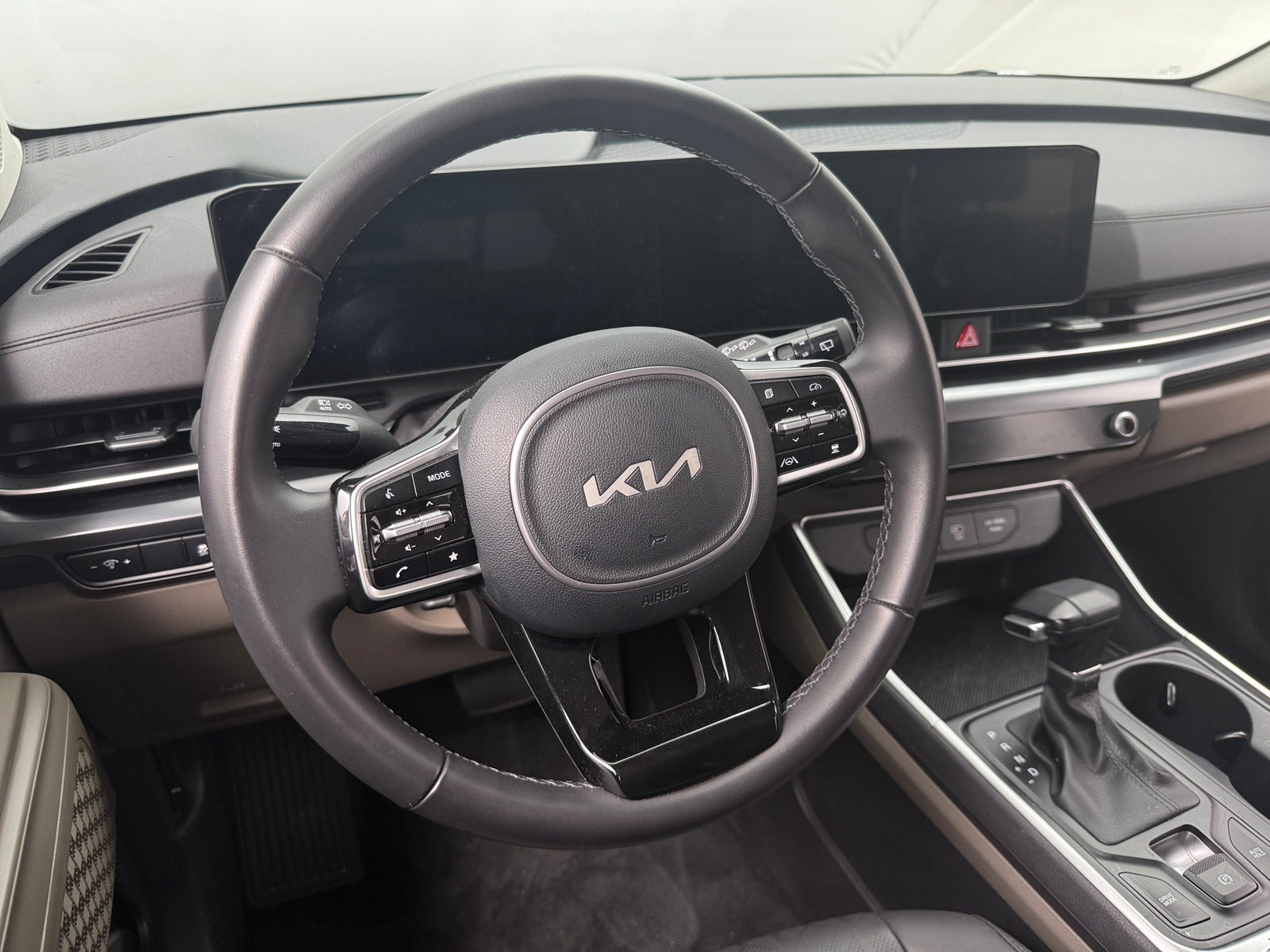 Thumbnail: 2026 Kia Carnival - 4