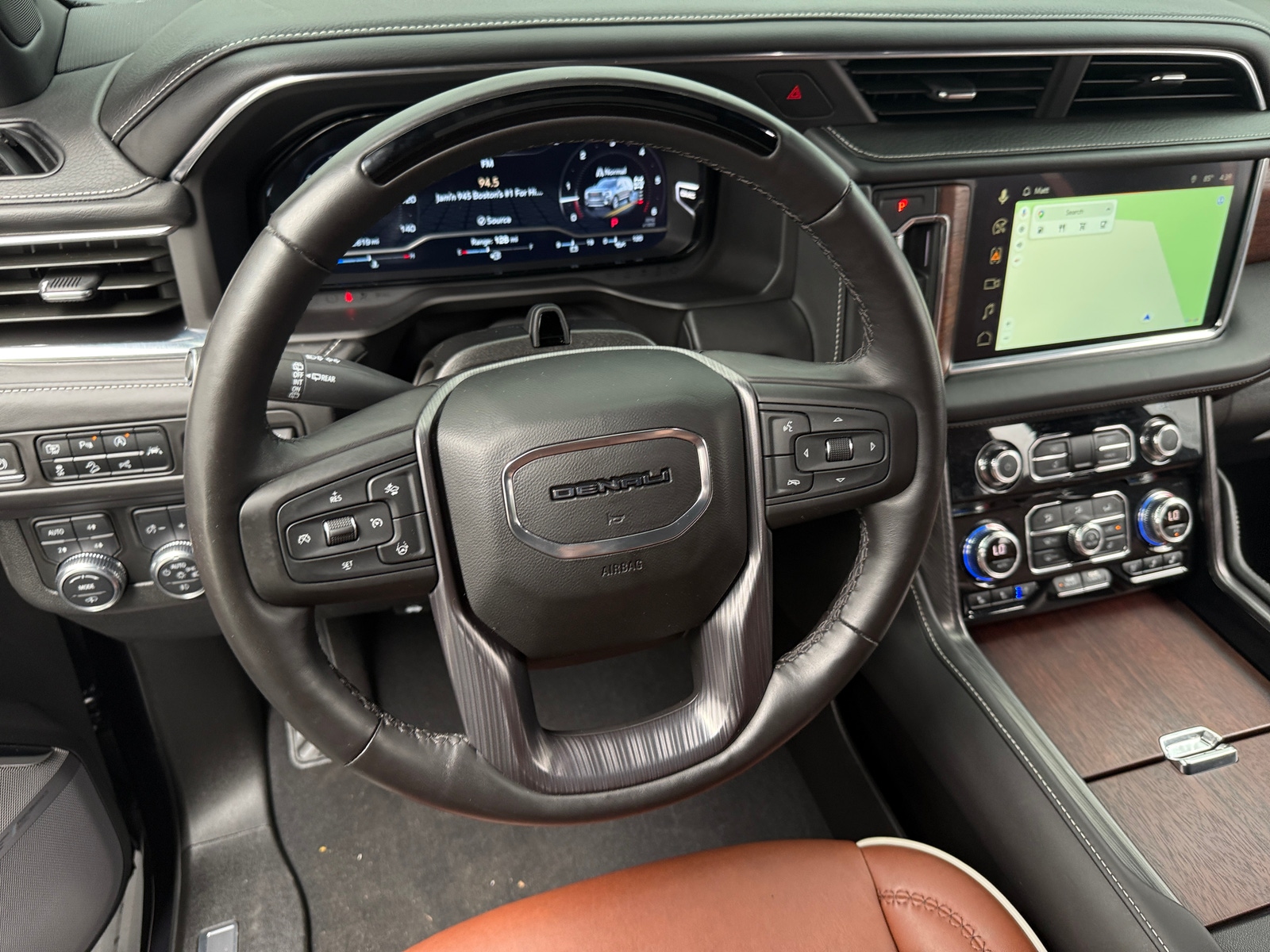 Thumbnail: 2023 GMC Yukon - 4