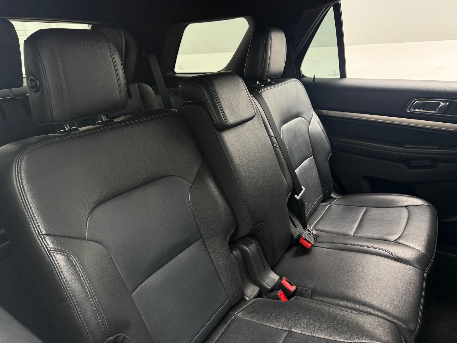Thumbnail: 2018 Ford Explorer - 5