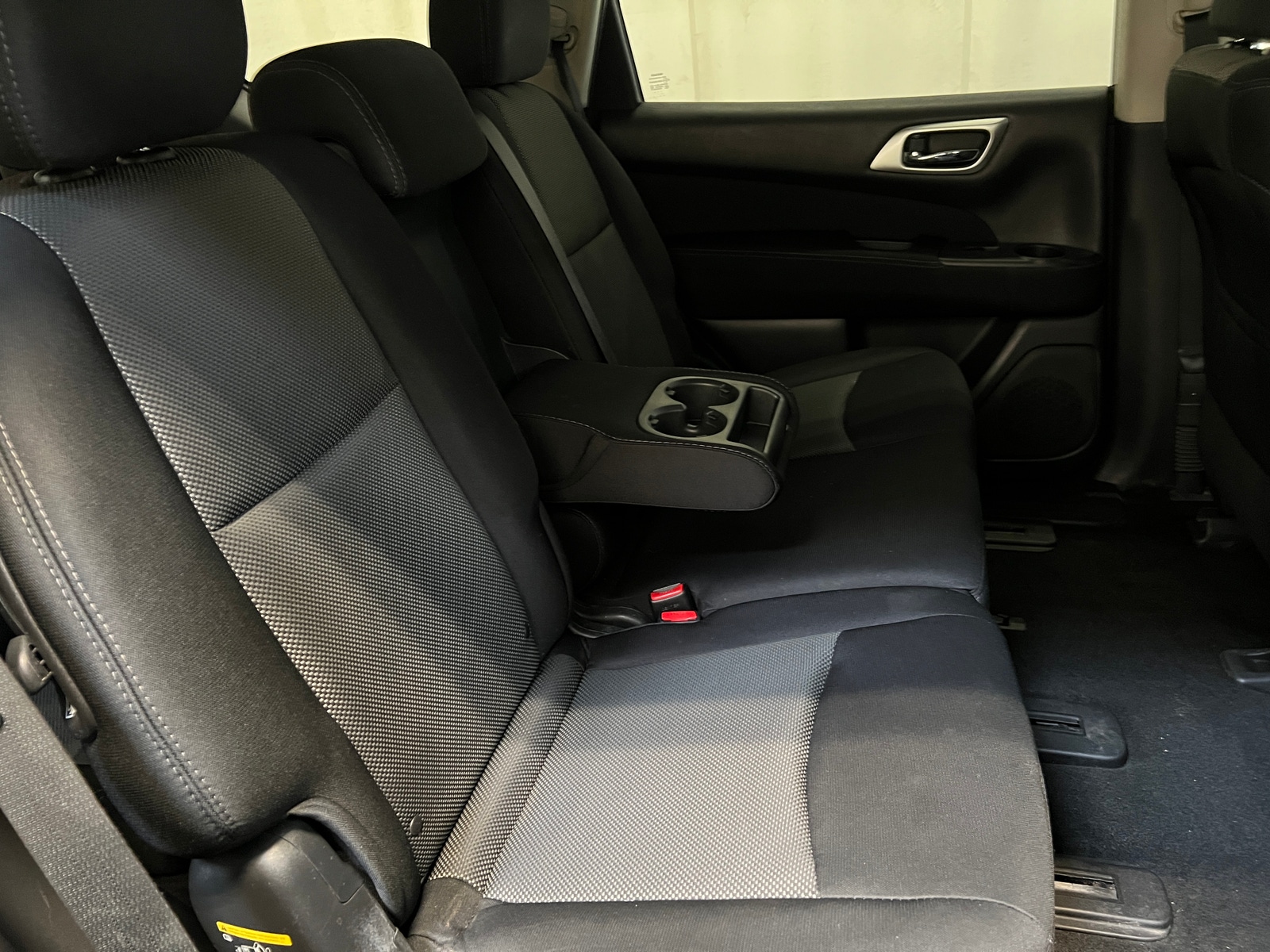 Thumbnail: 2017 Nissan Pathfinder - 6