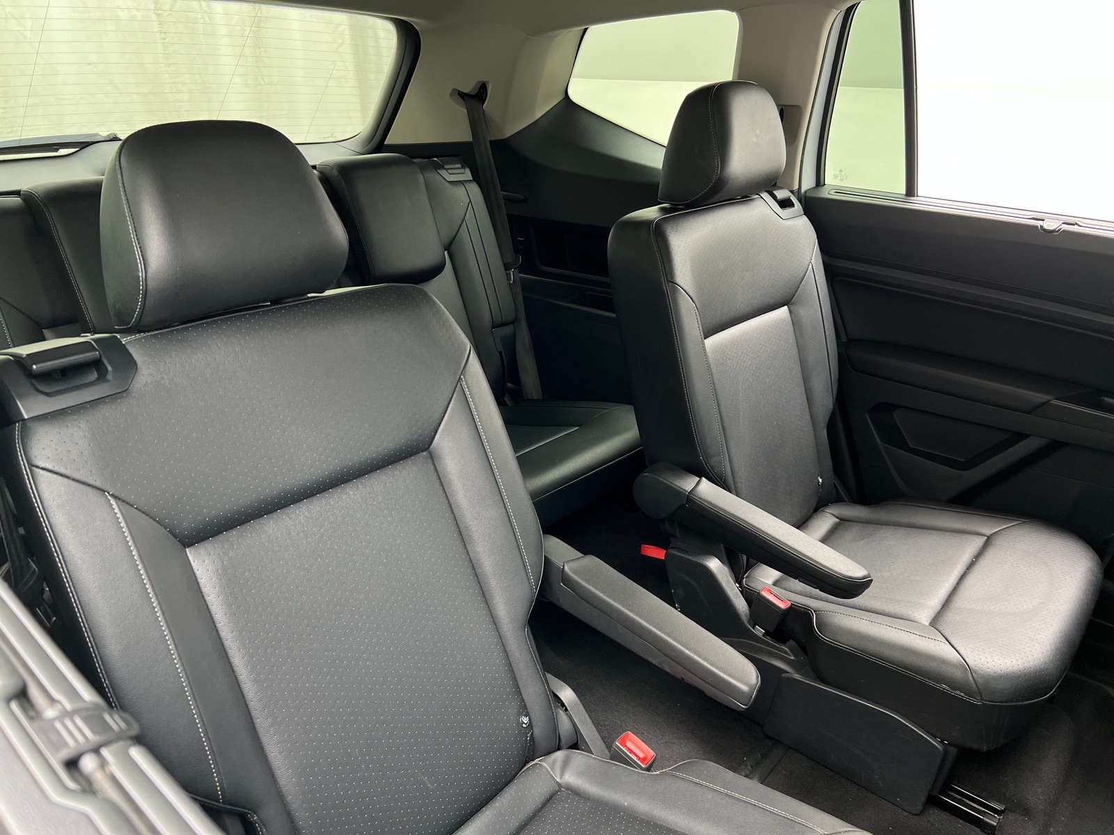 Thumbnail: 2019 Volkswagen Atlas - 6
