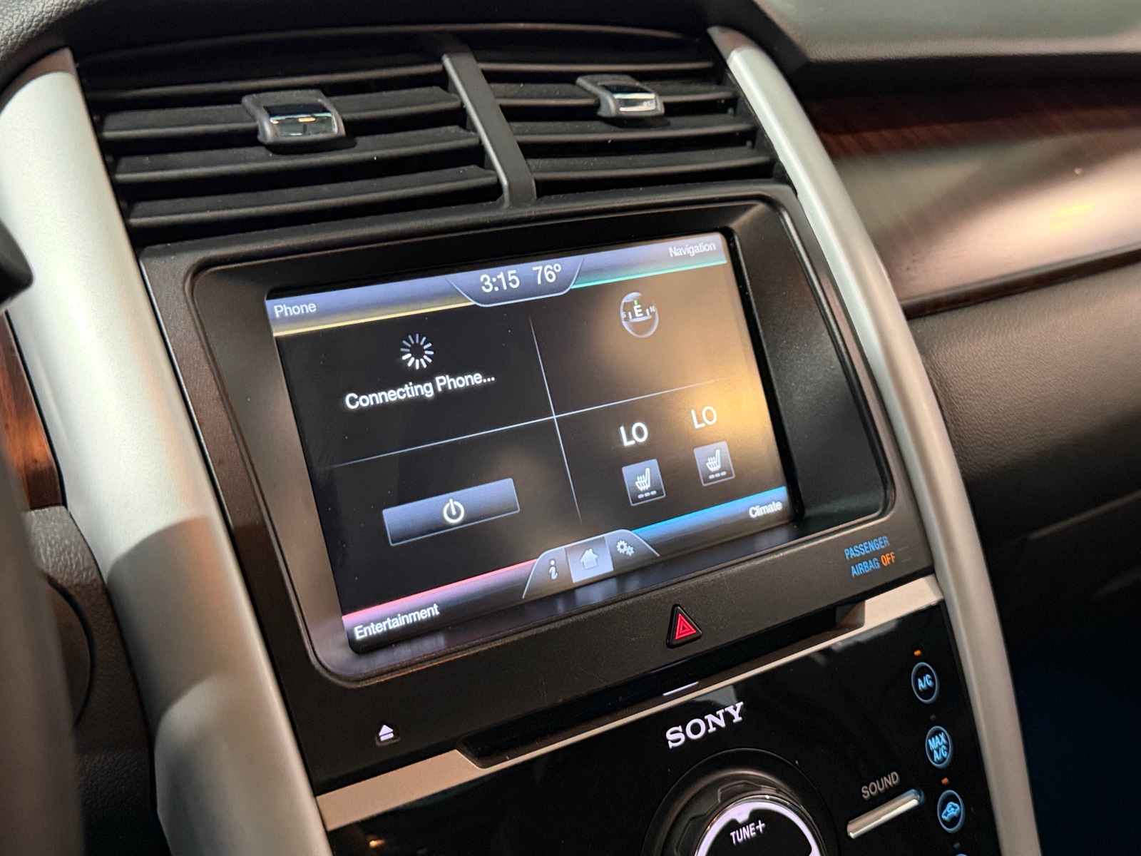 Thumbnail: 2014 Ford Edge - 3