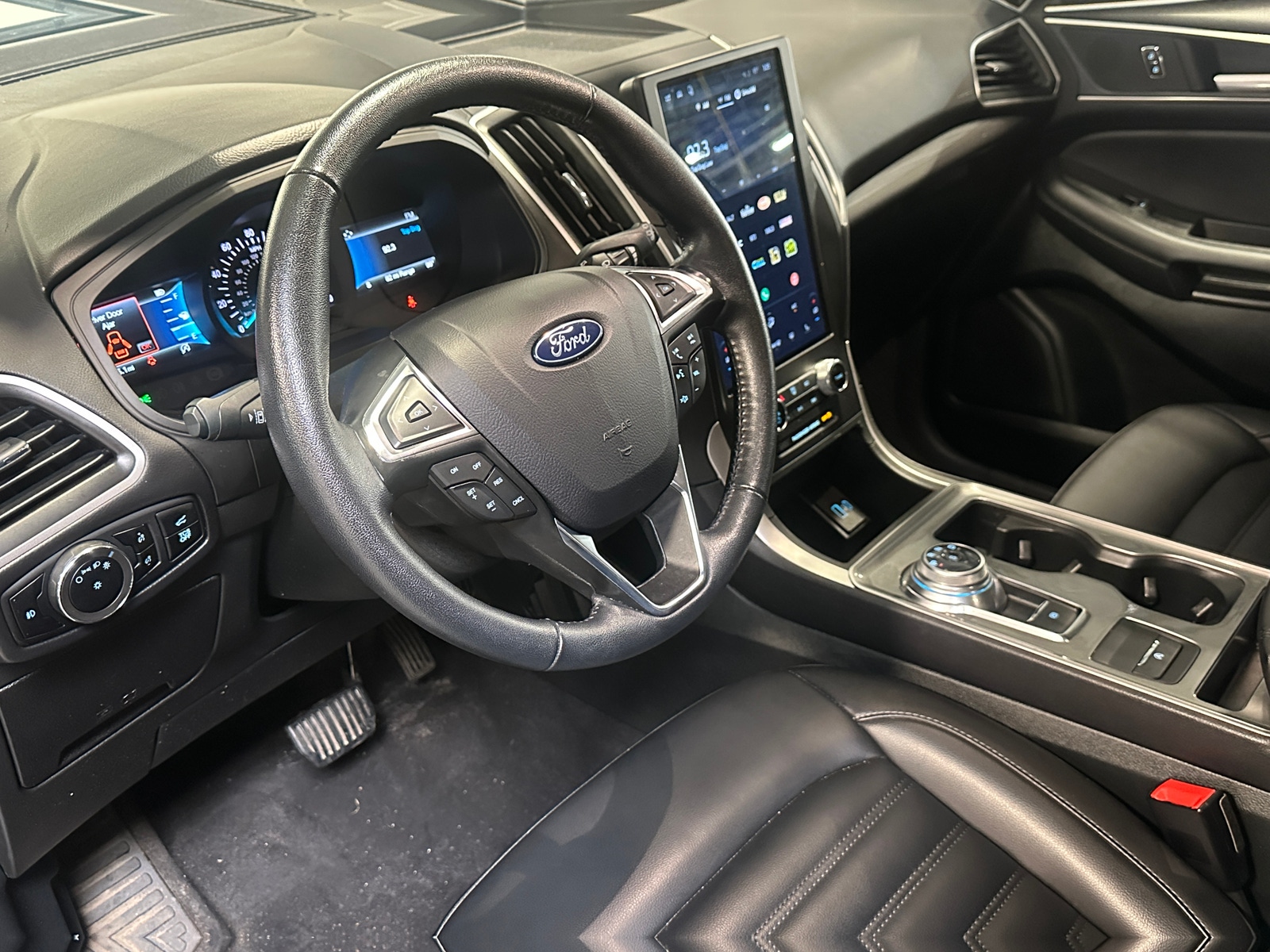 Thumbnail: 2024 Ford Edge - 4