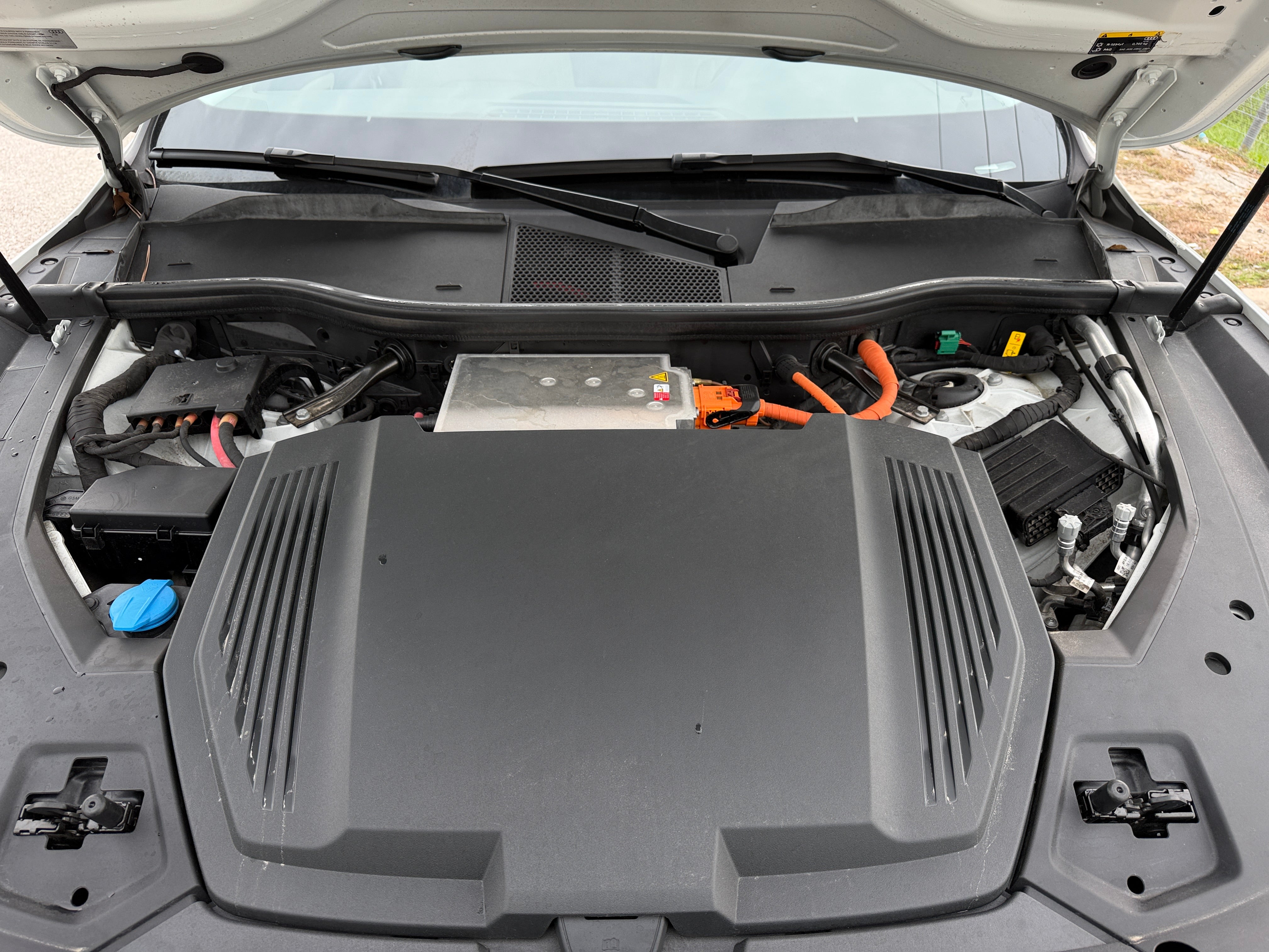 Used 2021 Audi e-tron Premium with VIN WA1AAAGE7MB012840 for sale in Auburn, WA