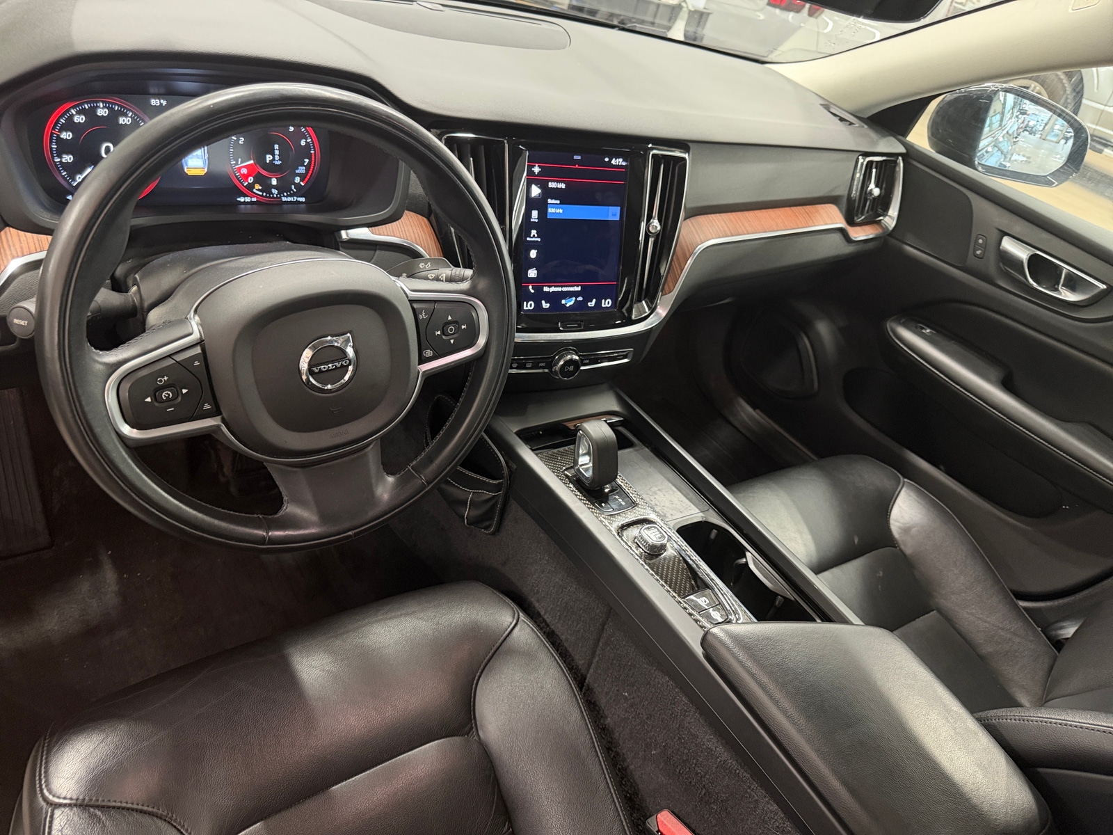 Thumbnail: 2022 Volvo S60 - 2