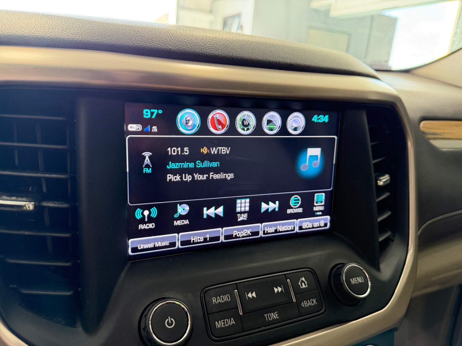 Thumbnail: 2018 GMC Acadia - 3