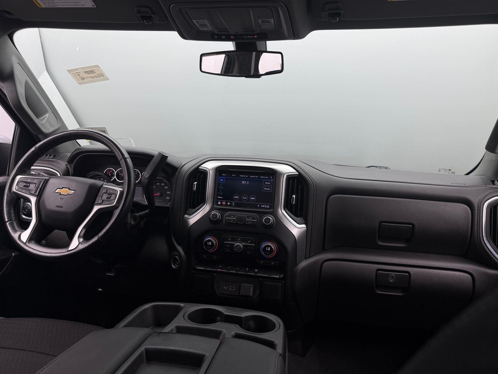 Thumbnail: 2022 Chevrolet Silverado 1500 - 3