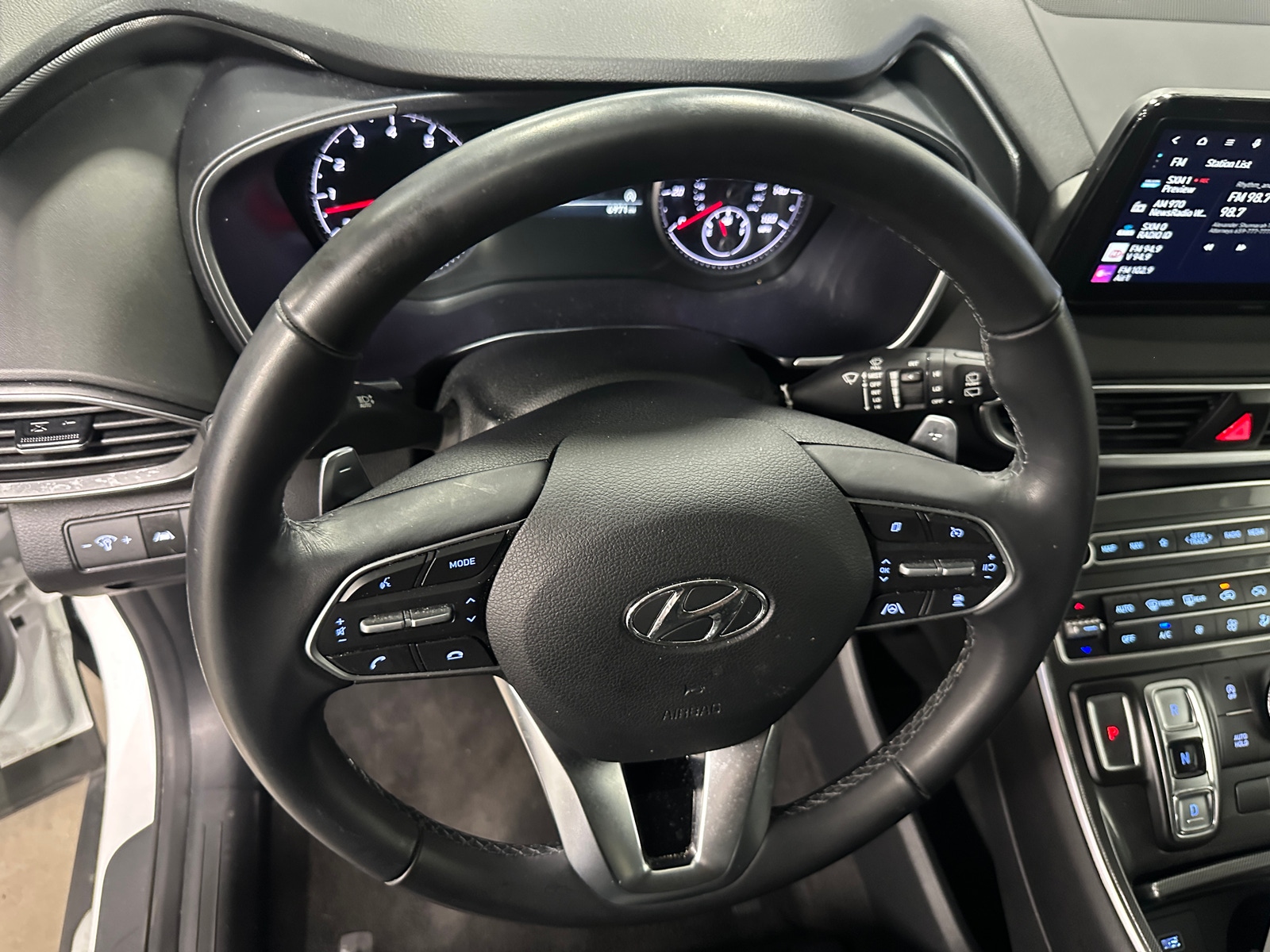 Thumbnail: 2023 Hyundai Santa Fe - 4