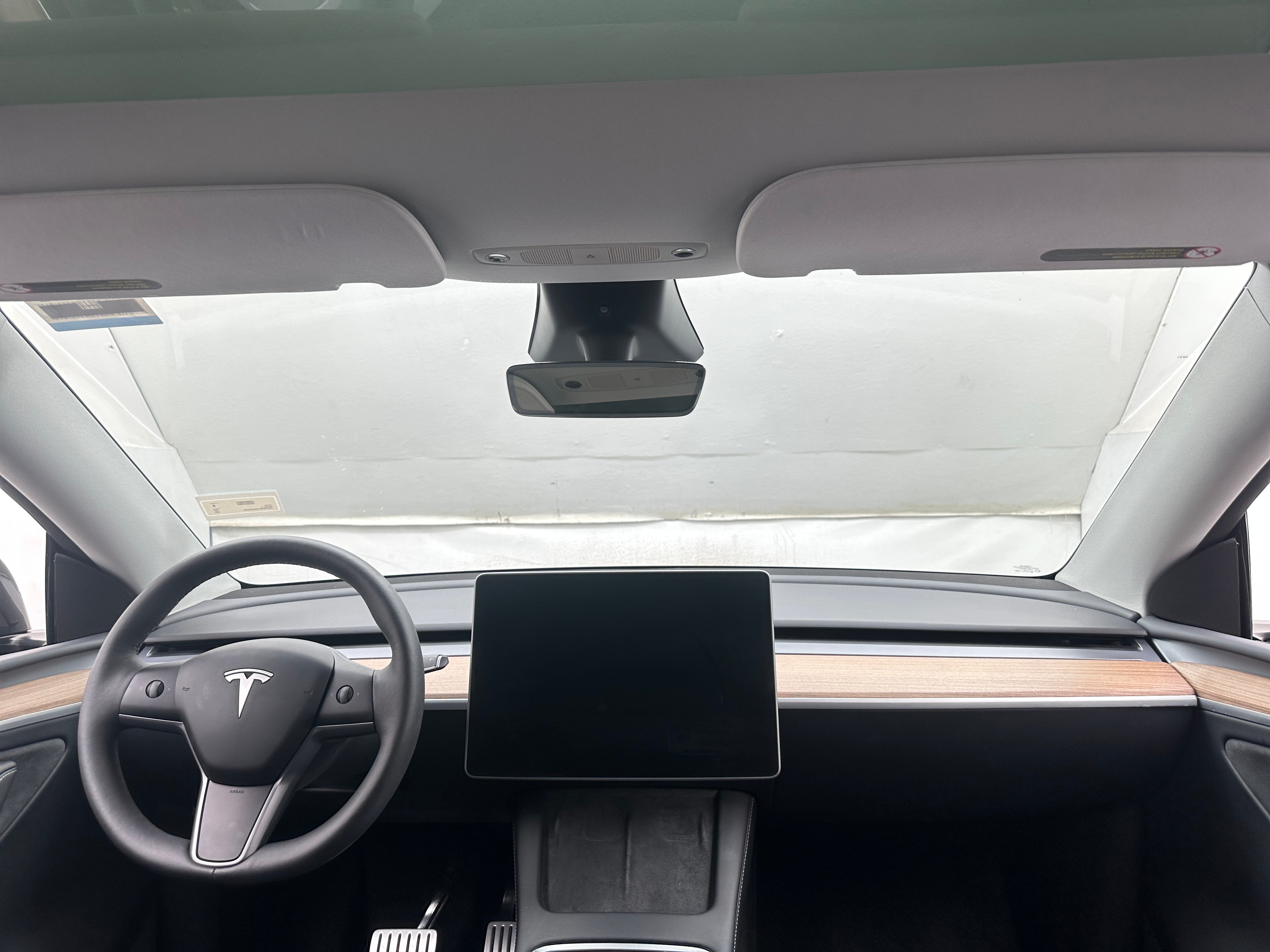 Used 2024 Tesla Model Y Performance with VIN 7SAYGDEF4RA286386 for sale in Pewaukee, WI