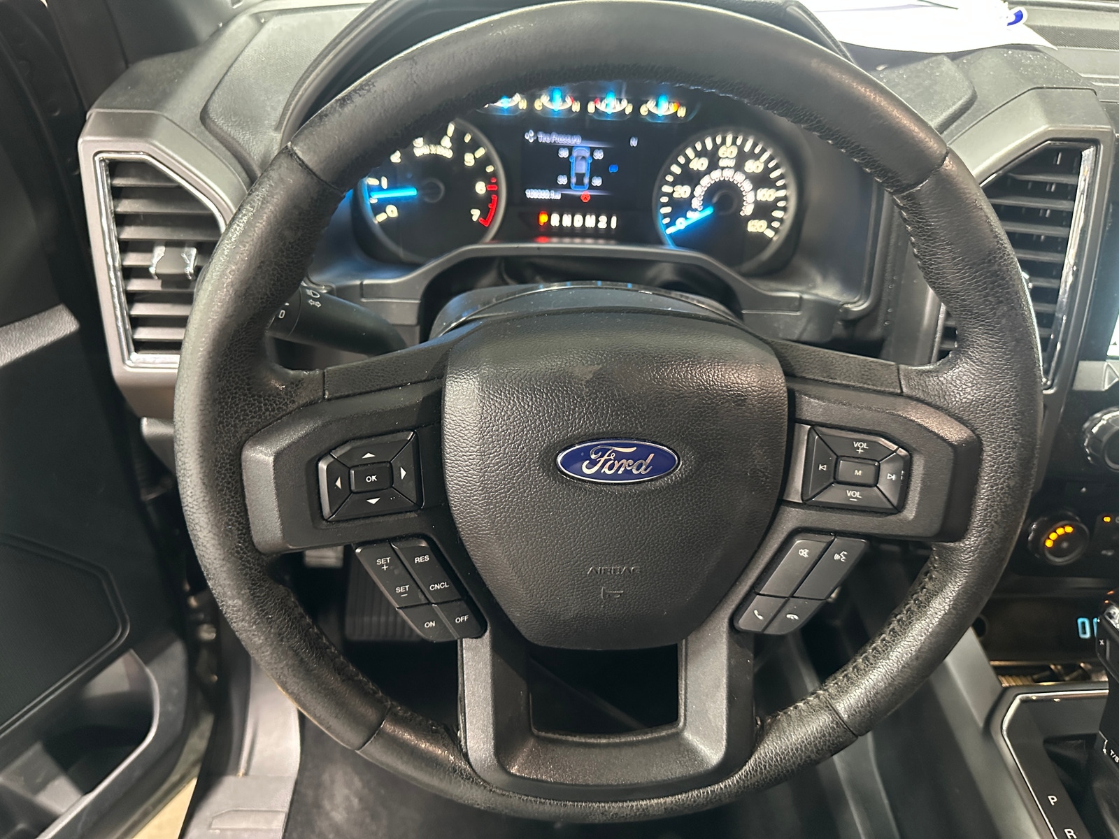 Thumbnail: 2016 Ford Econoline - 5